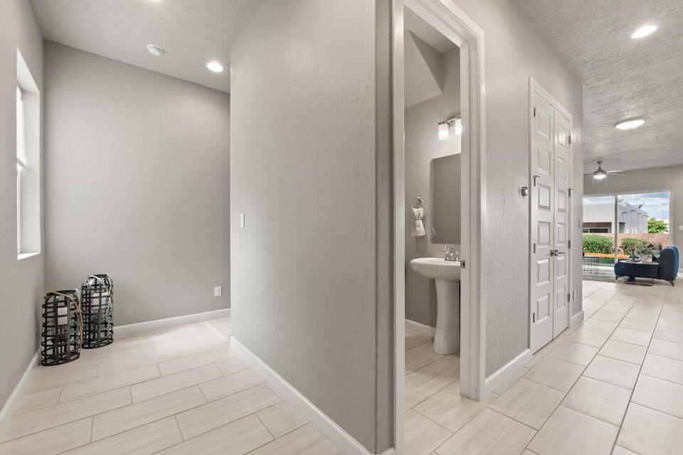 2422 Lynn Road SE