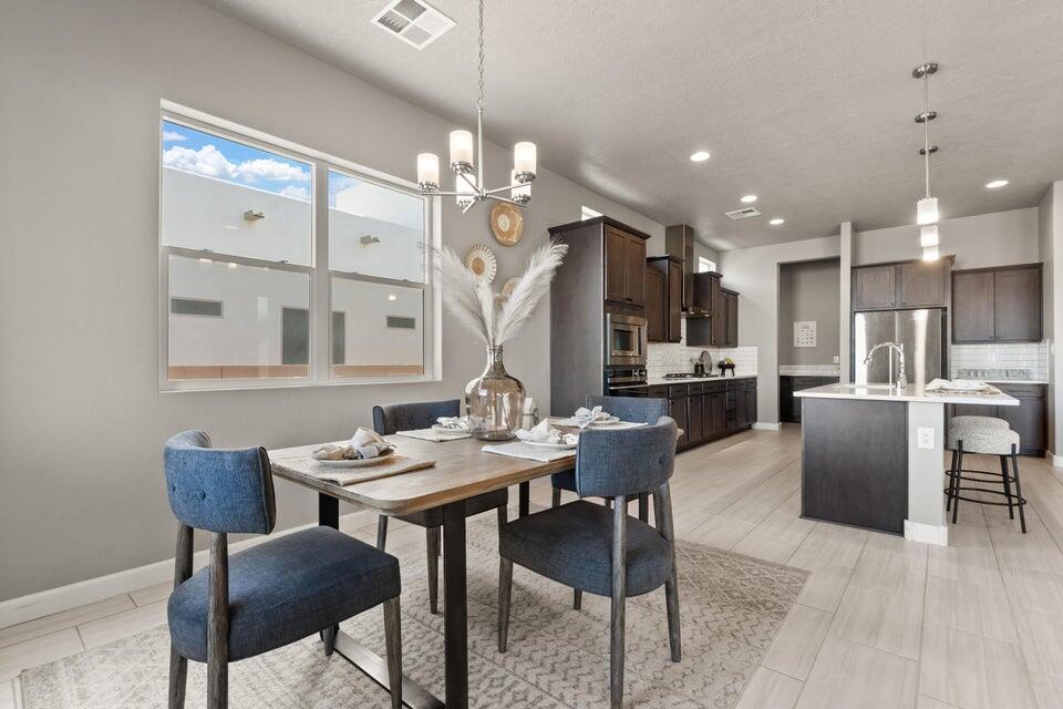 2422 Lynn Road SE
