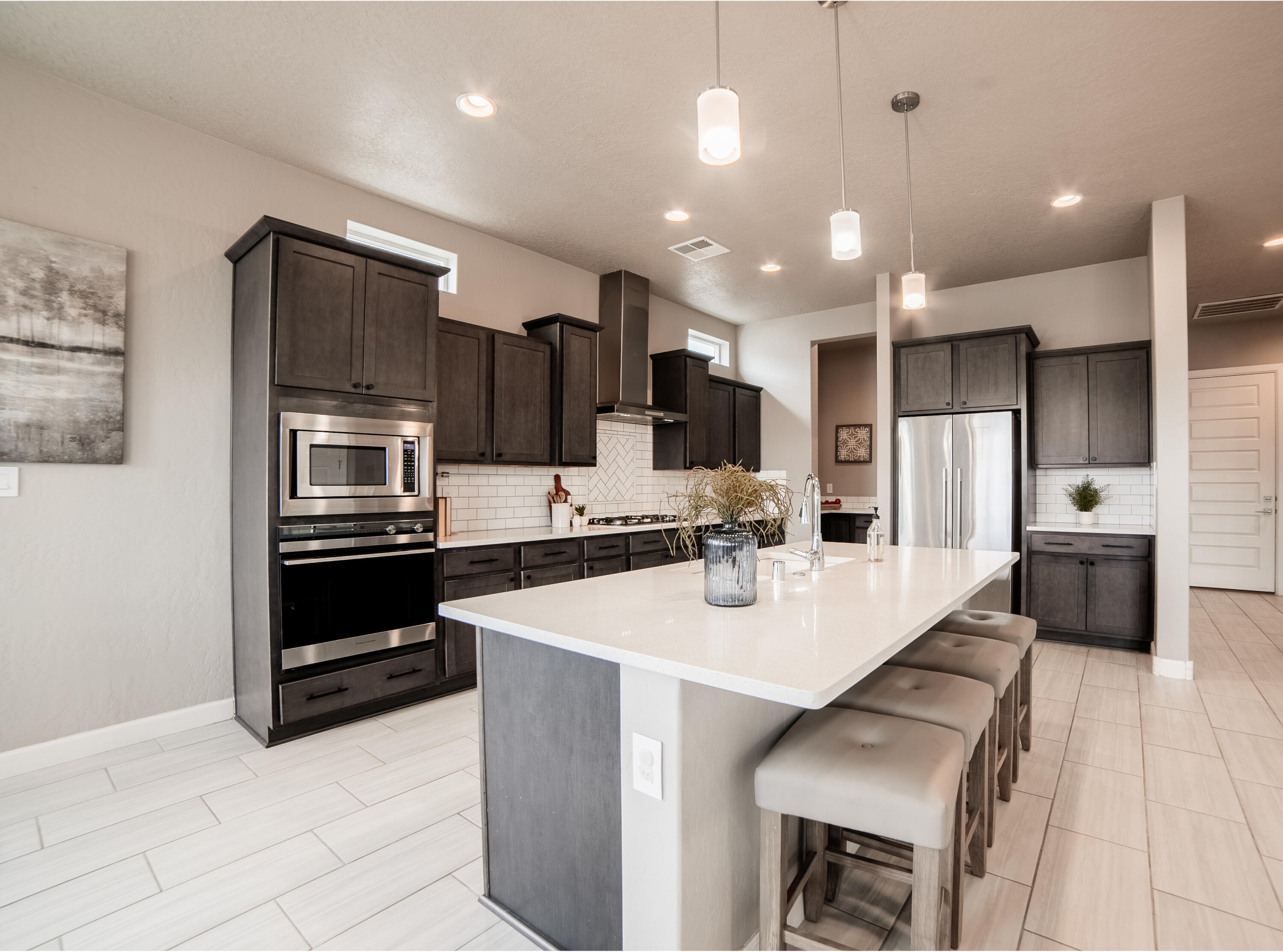 2422 Lynn Road SE