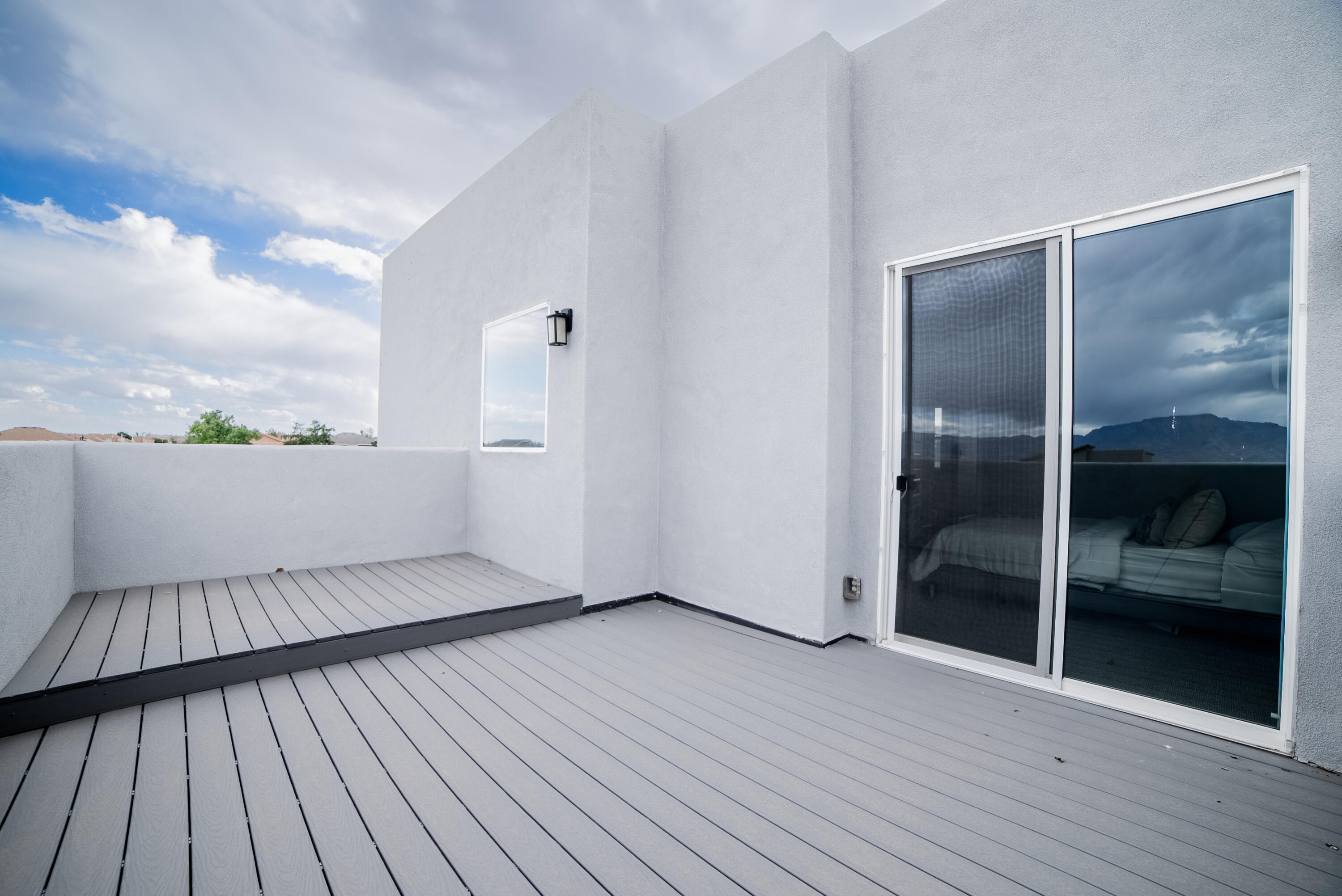 2422 Lynn Road SE