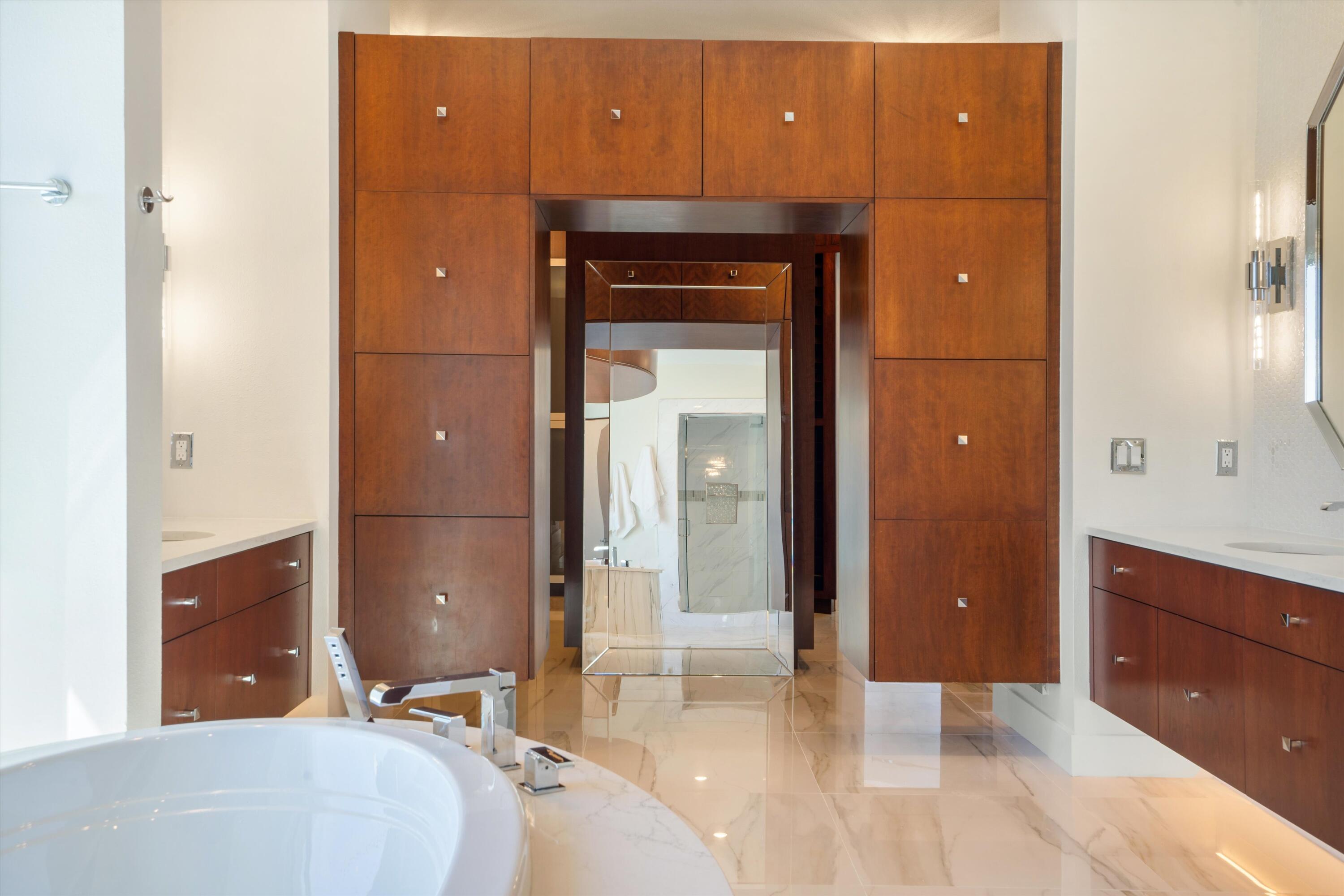 13632 Canada Del Oso Place NE