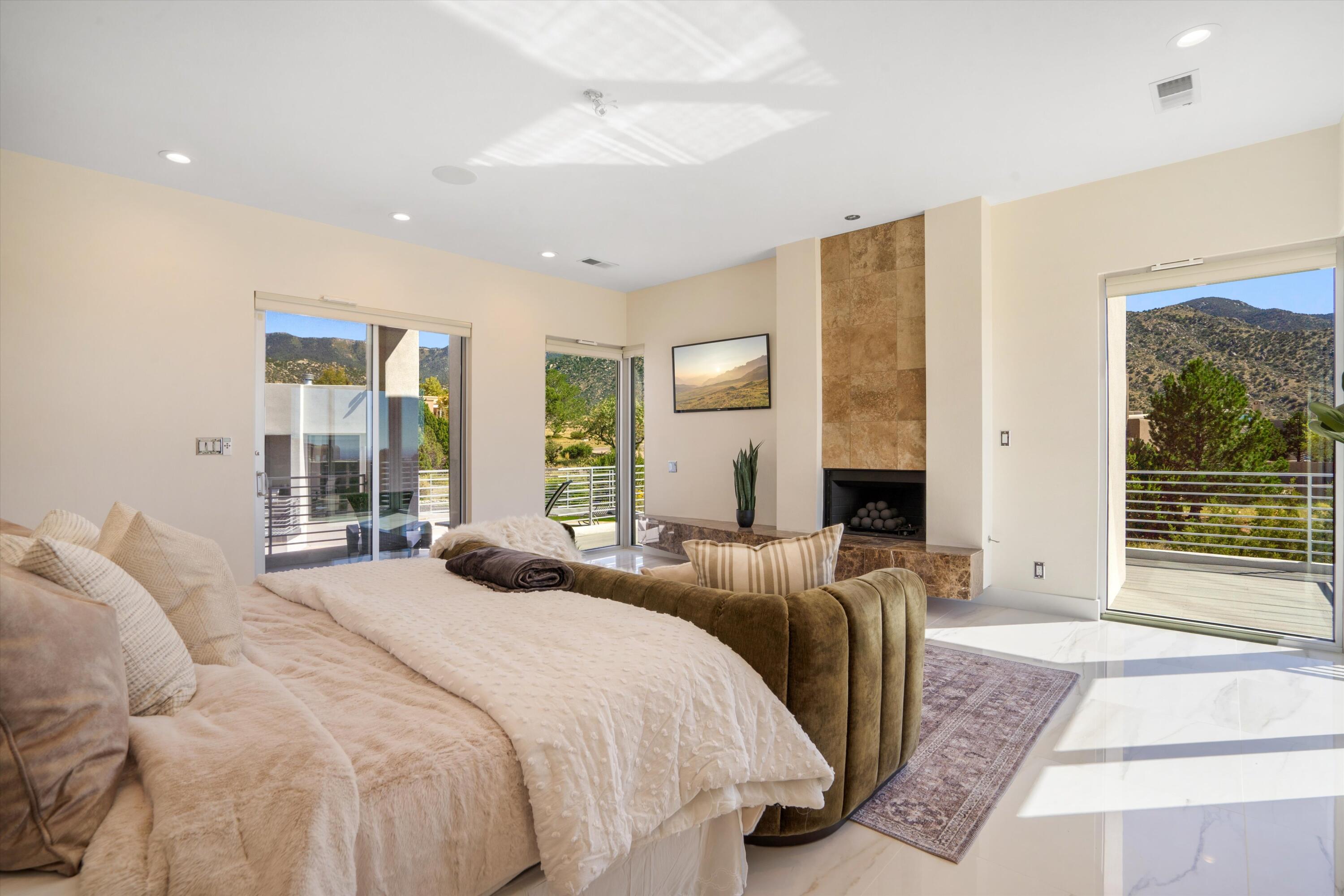 13632 Canada Del Oso Place NE