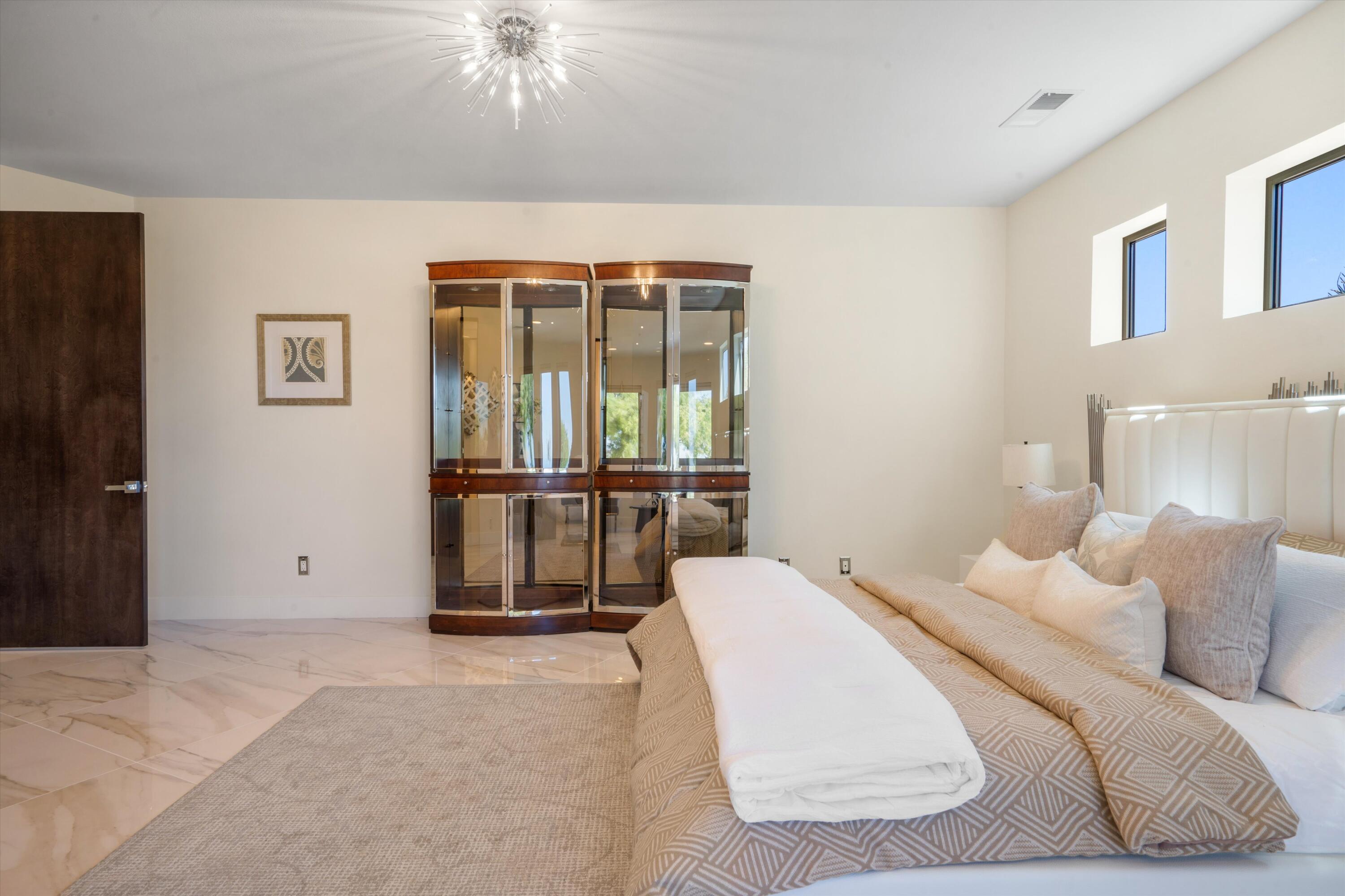 13632 Canada Del Oso Place NE