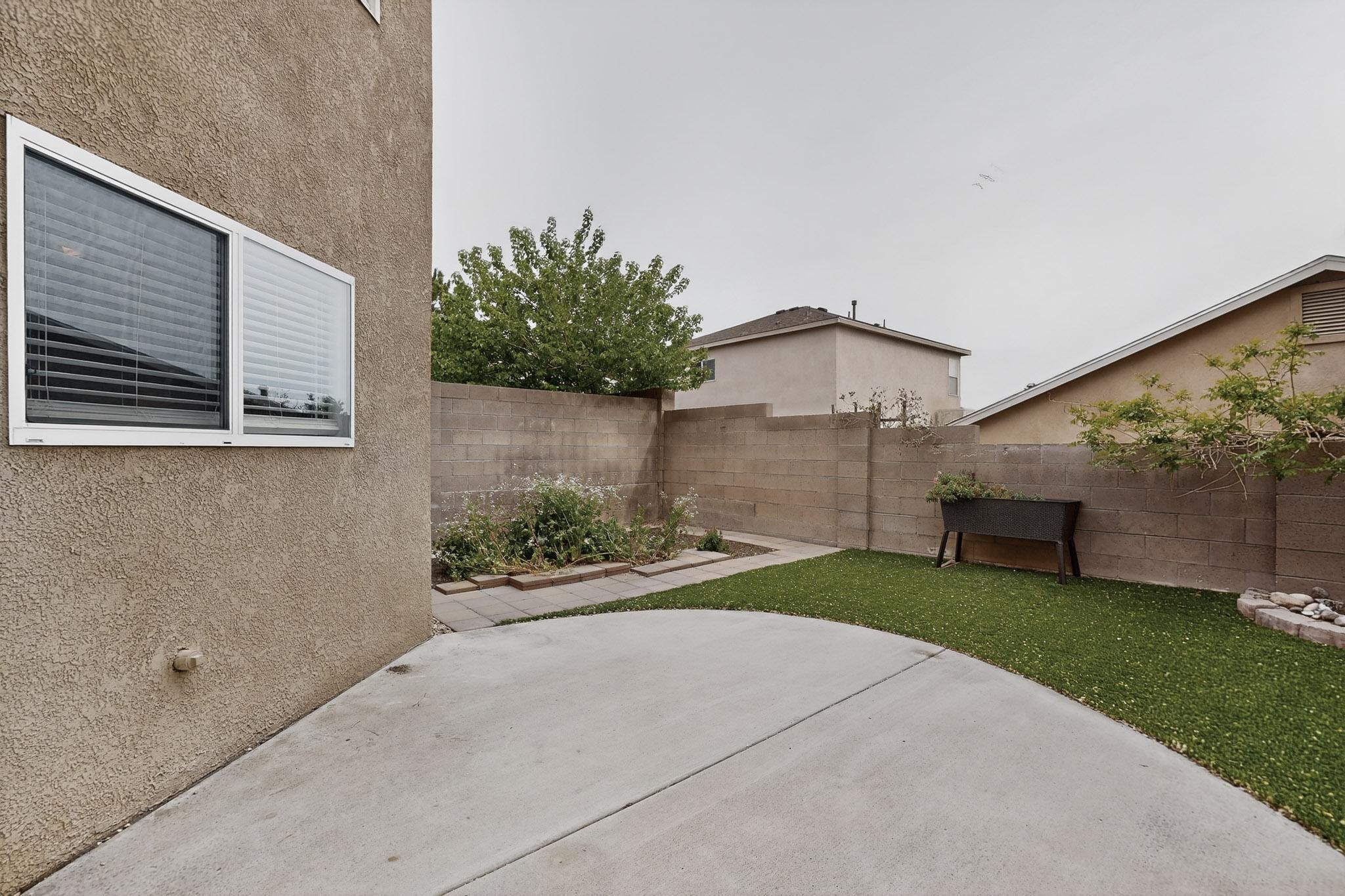 12420 Tularosa Trail NE