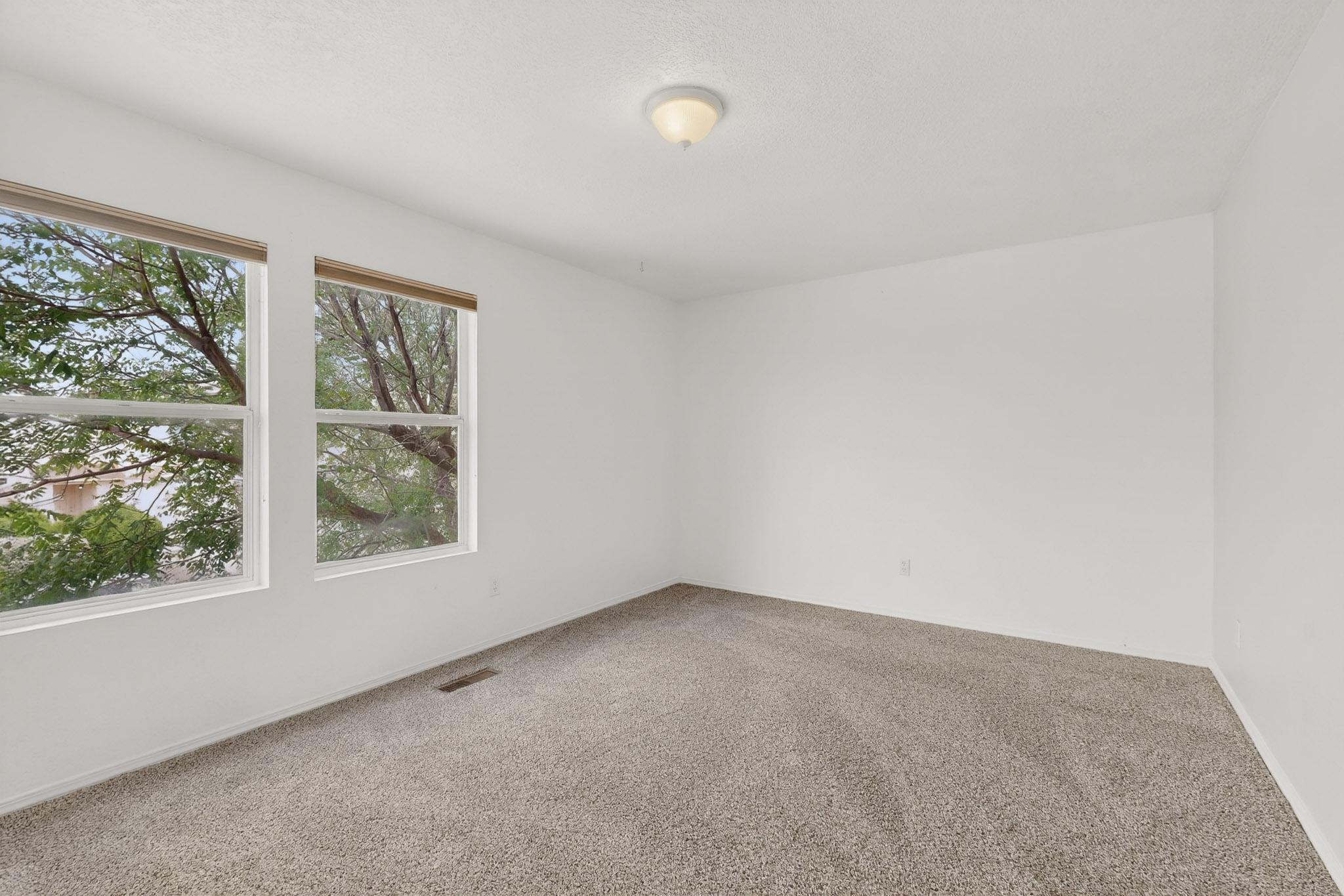 12420 Tularosa Trail NE