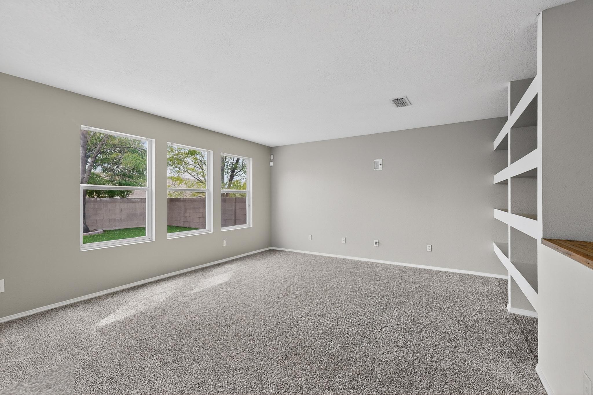 12420 Tularosa Trail NE