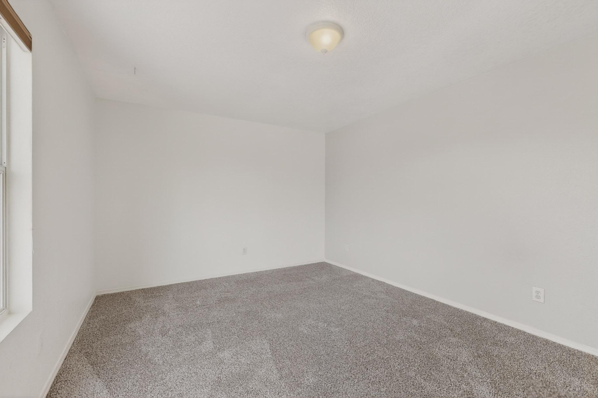 12420 Tularosa Trail NE