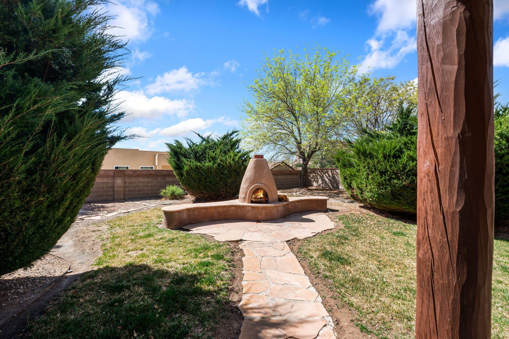 7424 Cedar Waxwing Place NW