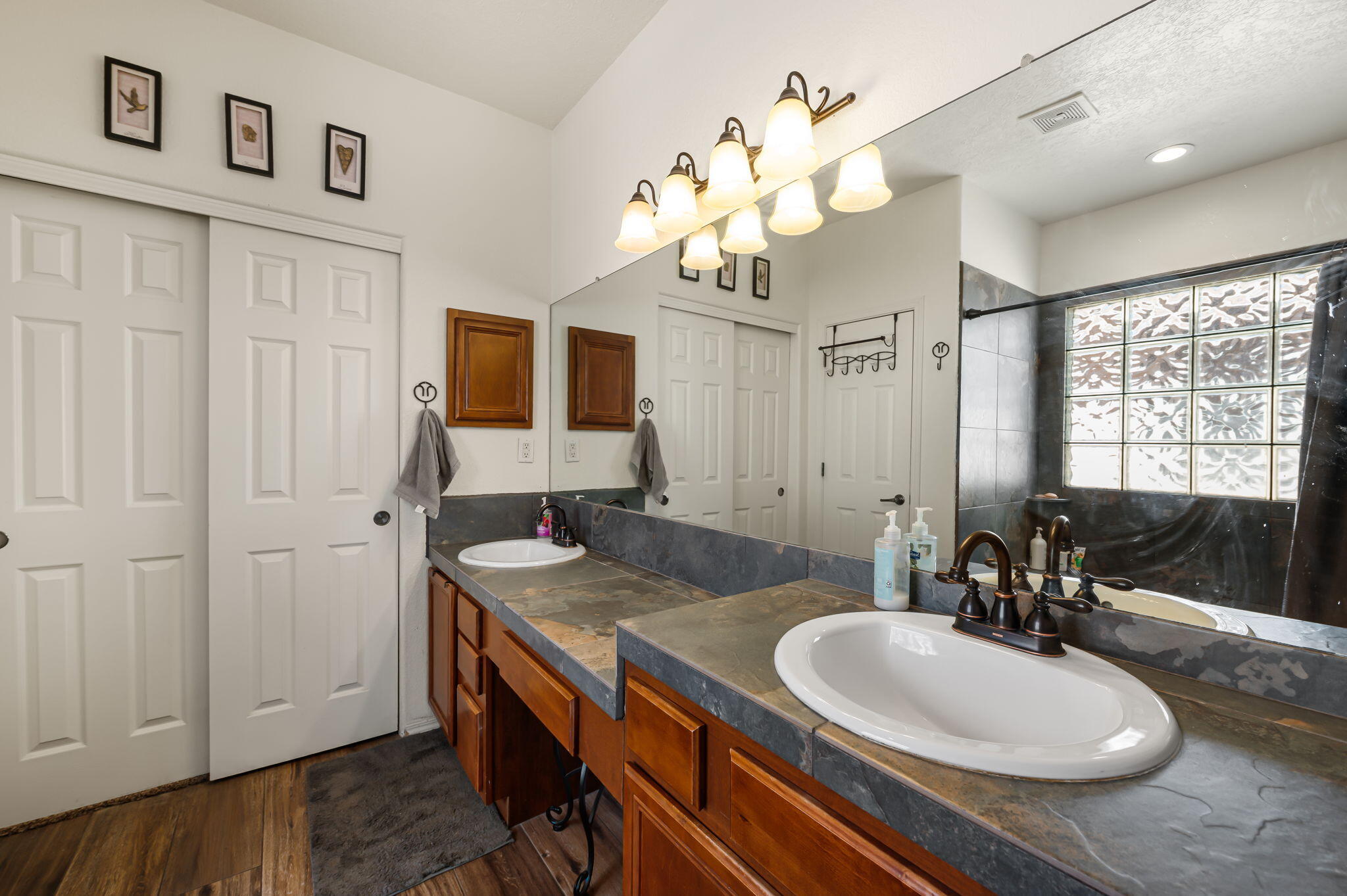 7424 Cedar Waxwing Place NW