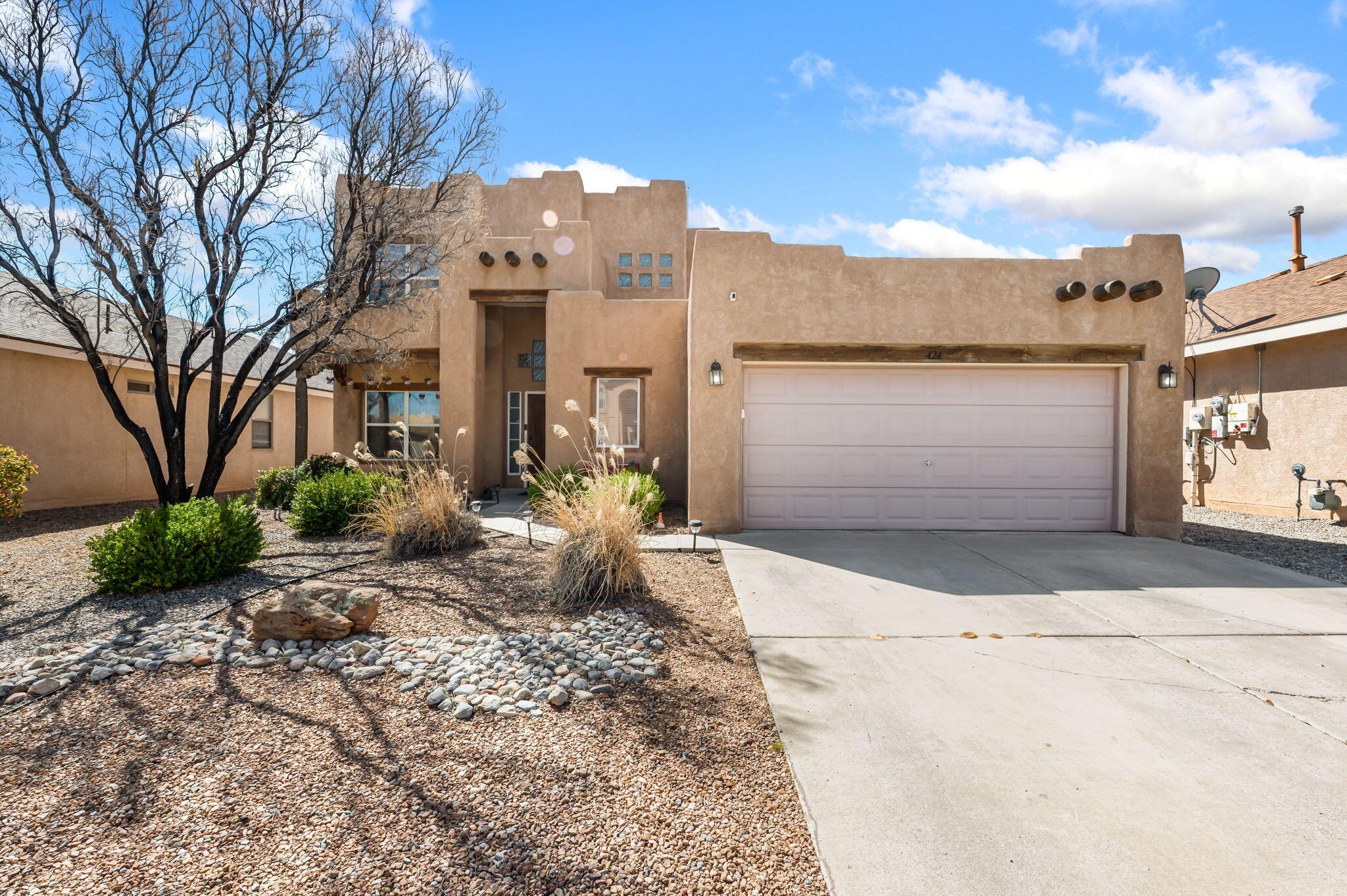 7424 Cedar Waxwing Place NW