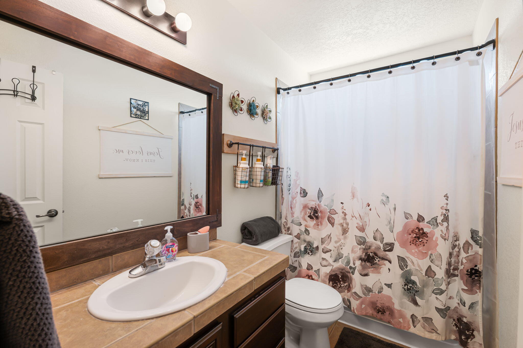 7424 Cedar Waxwing Place NW