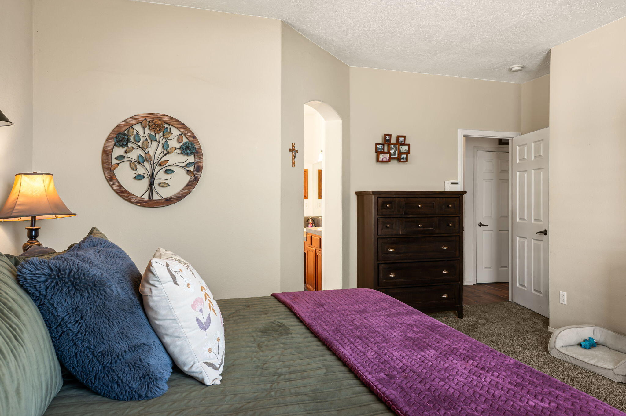 7424 Cedar Waxwing Place NW