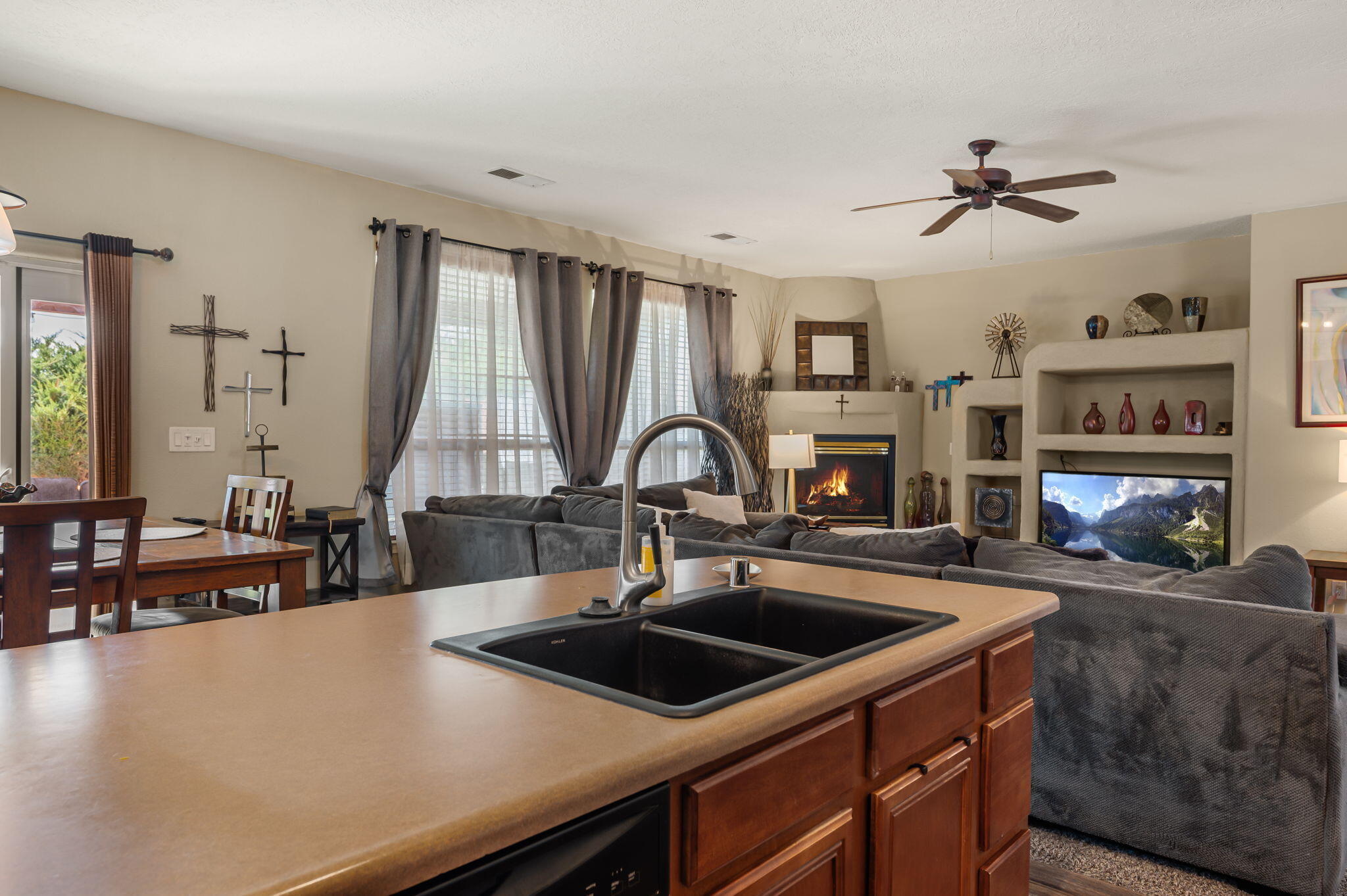 7424 Cedar Waxwing Place NW