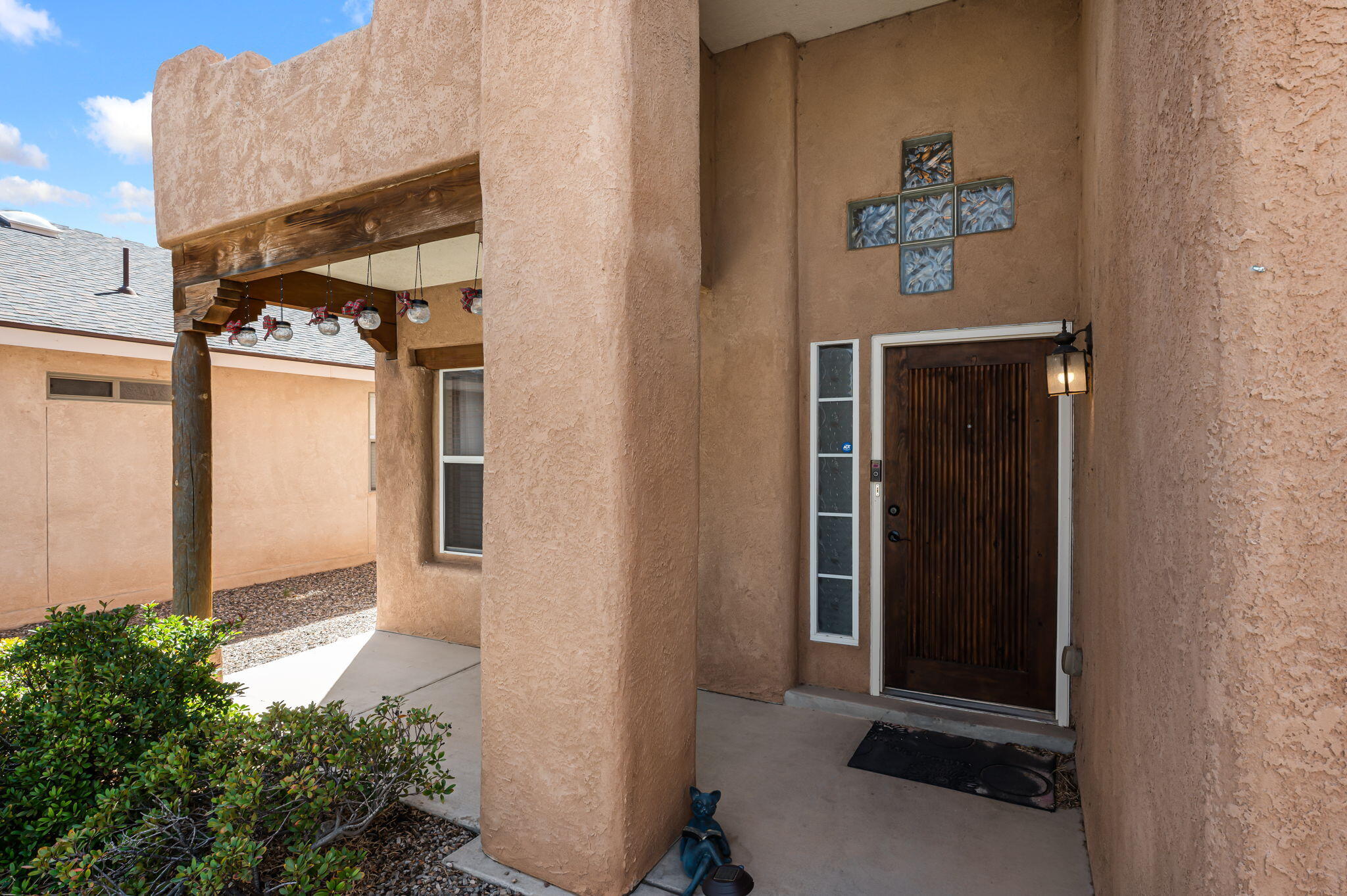 7424 Cedar Waxwing Place NW