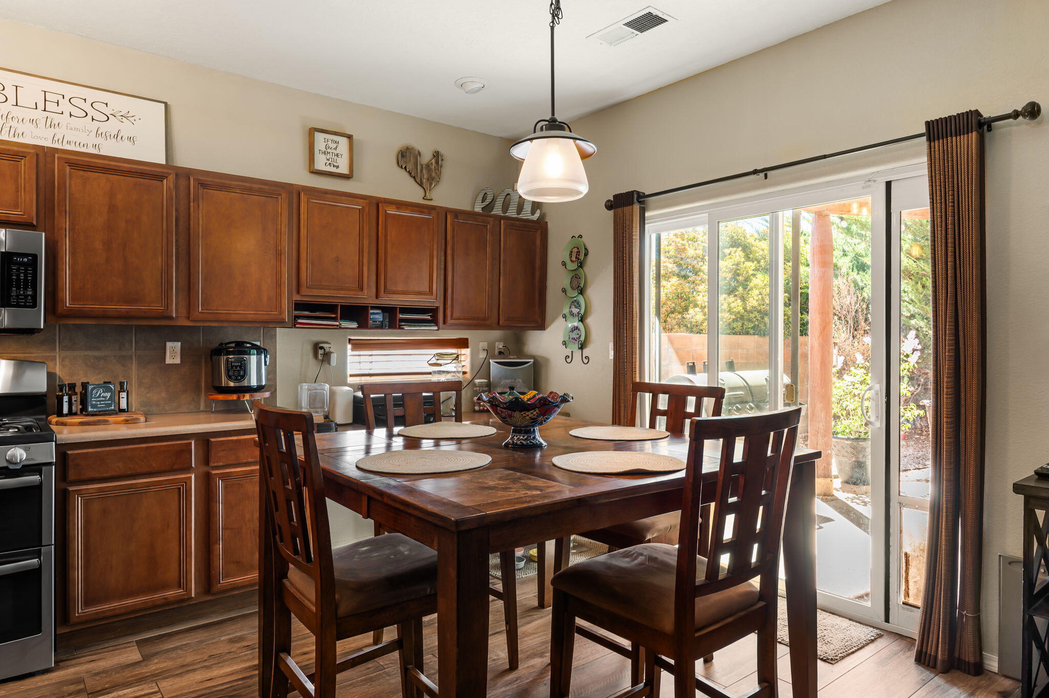 7424 Cedar Waxwing Place NW