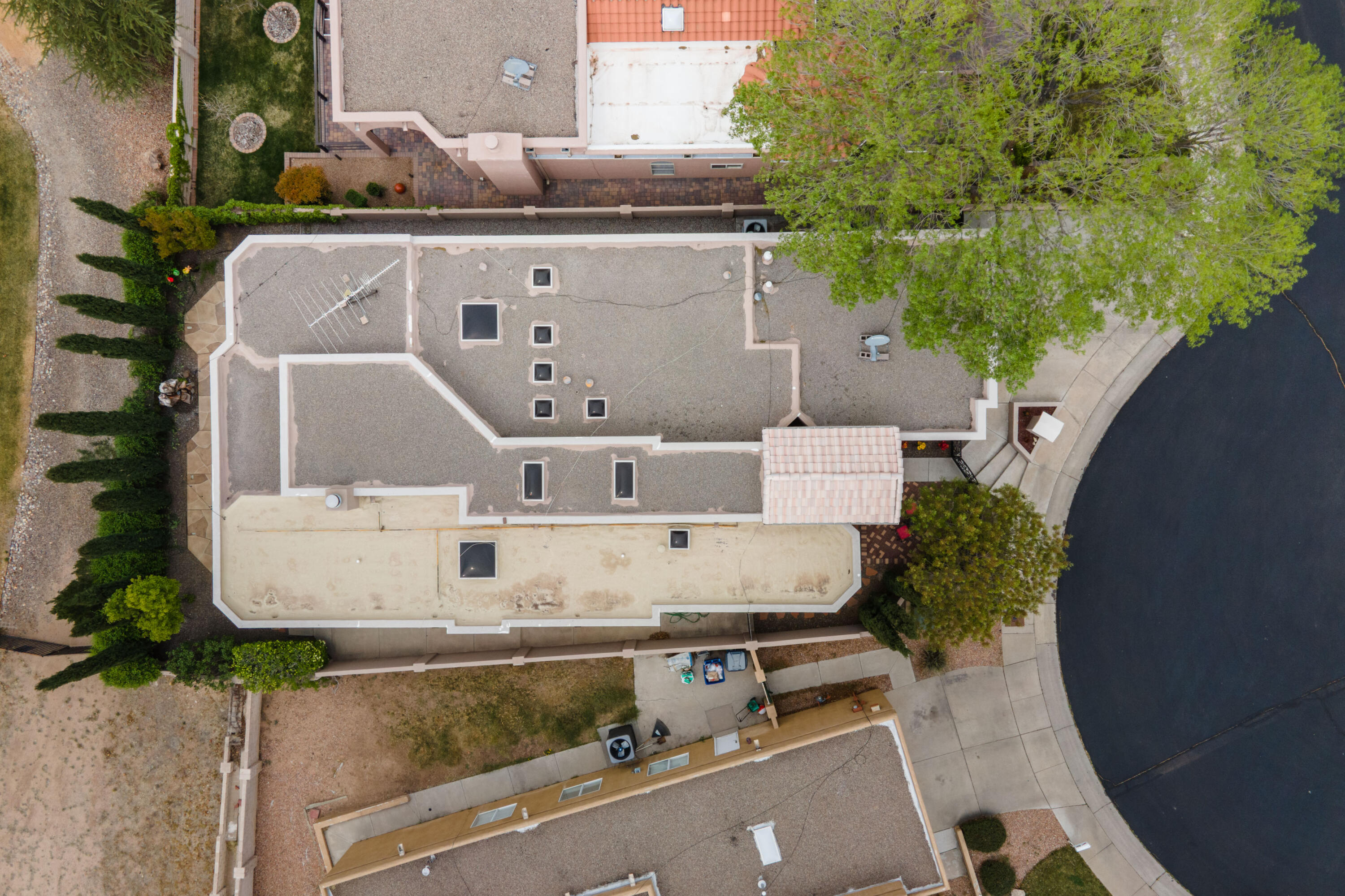 6605 Wentworth Court NE