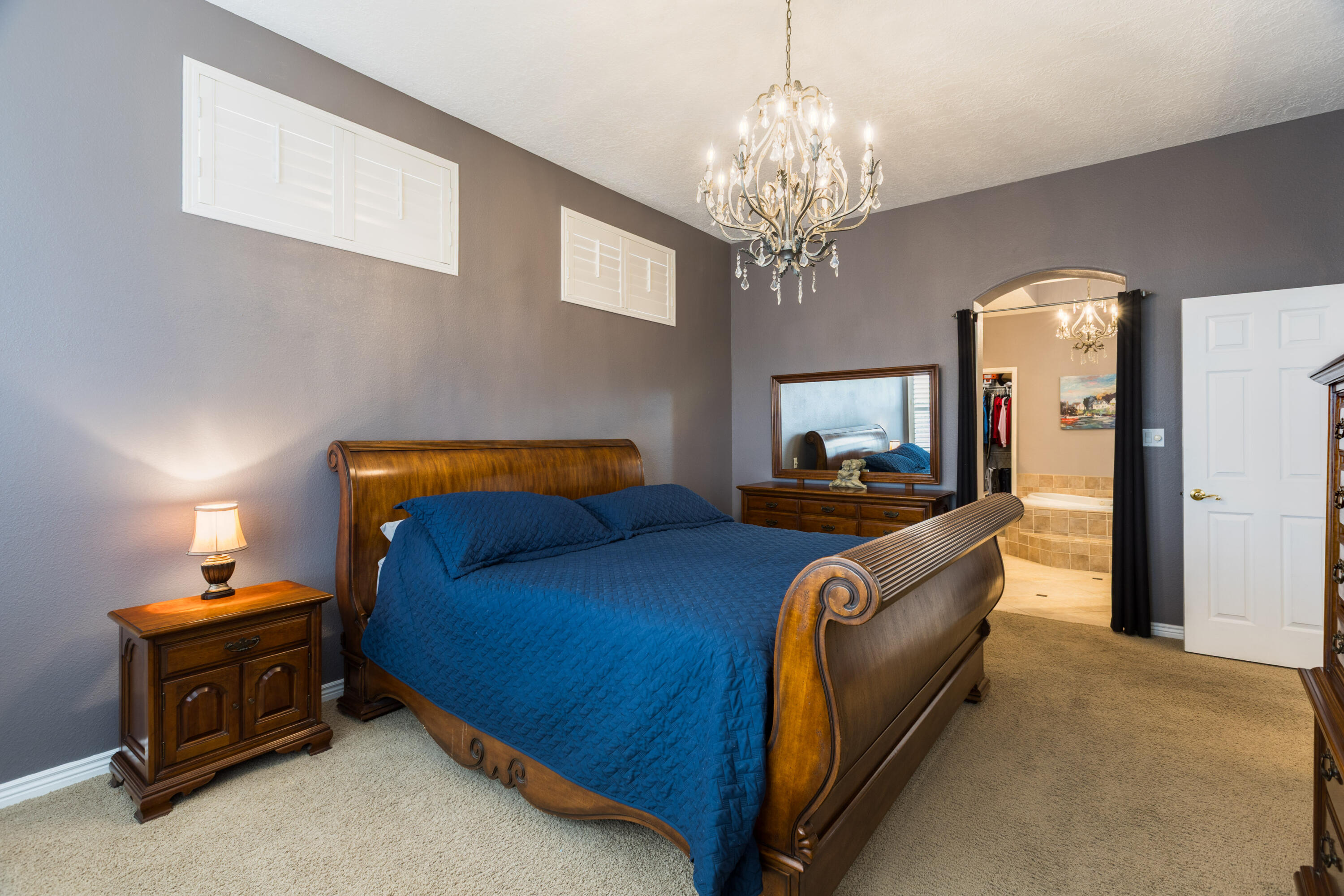 6605 Wentworth Court NE