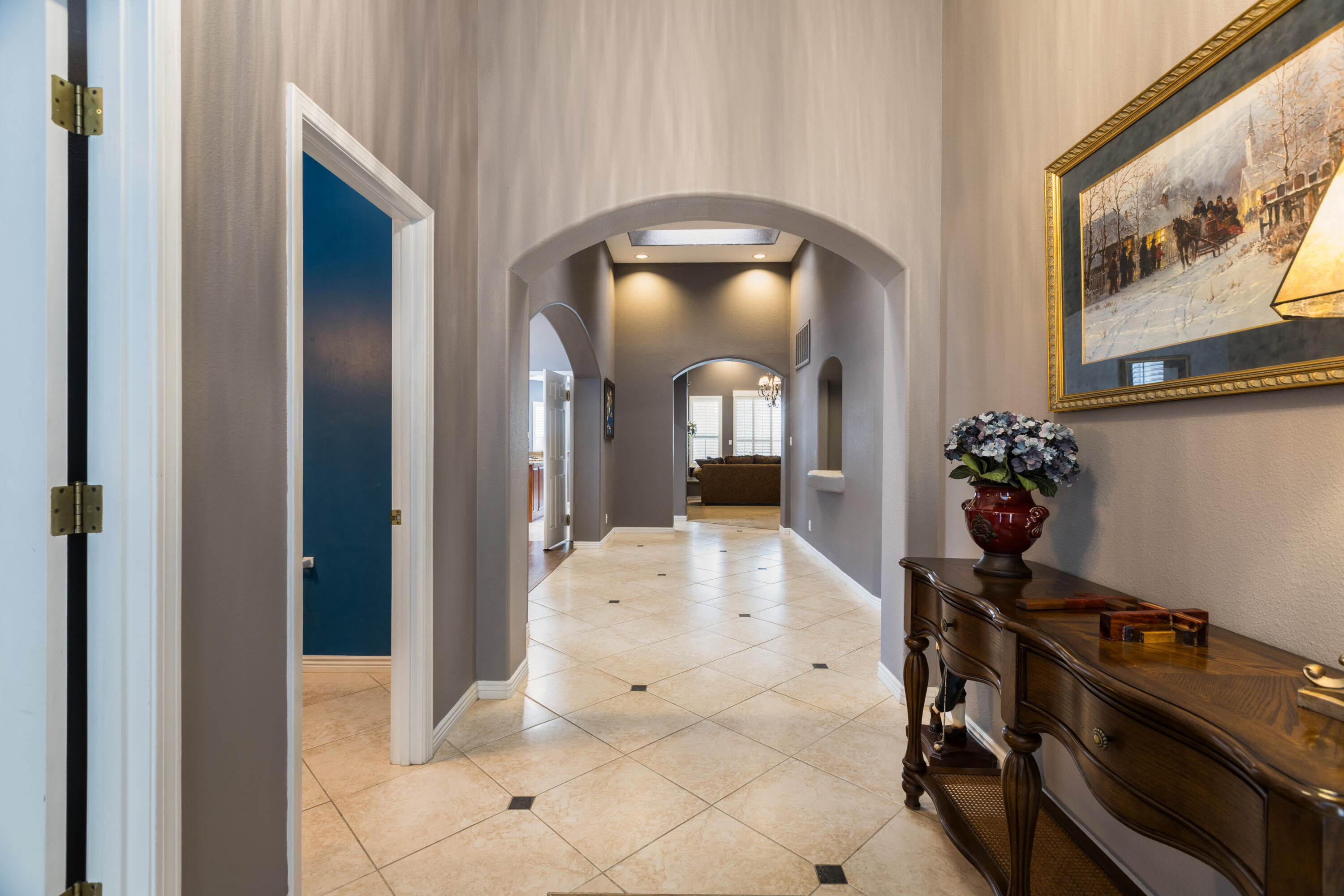 6605 Wentworth Court NE