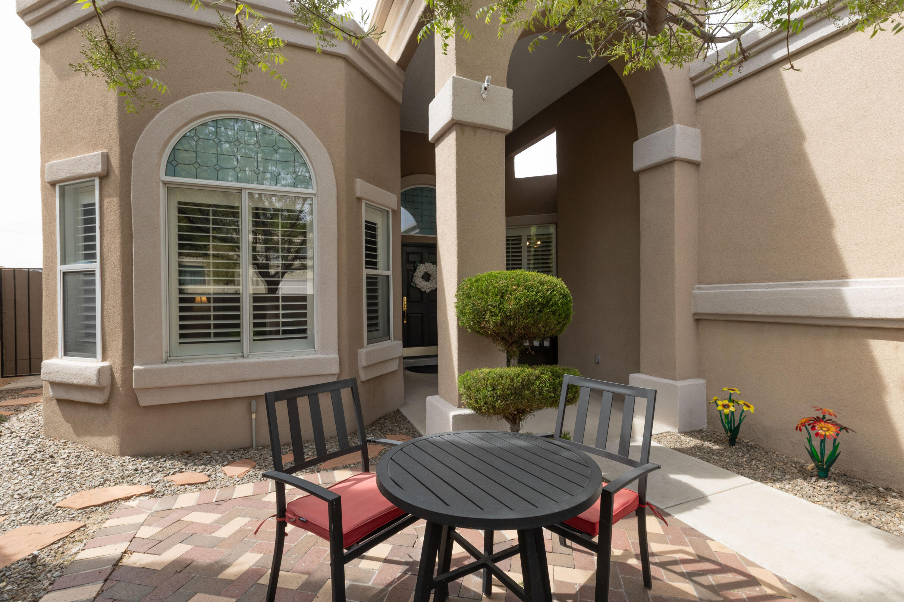 6605 Wentworth Court NE