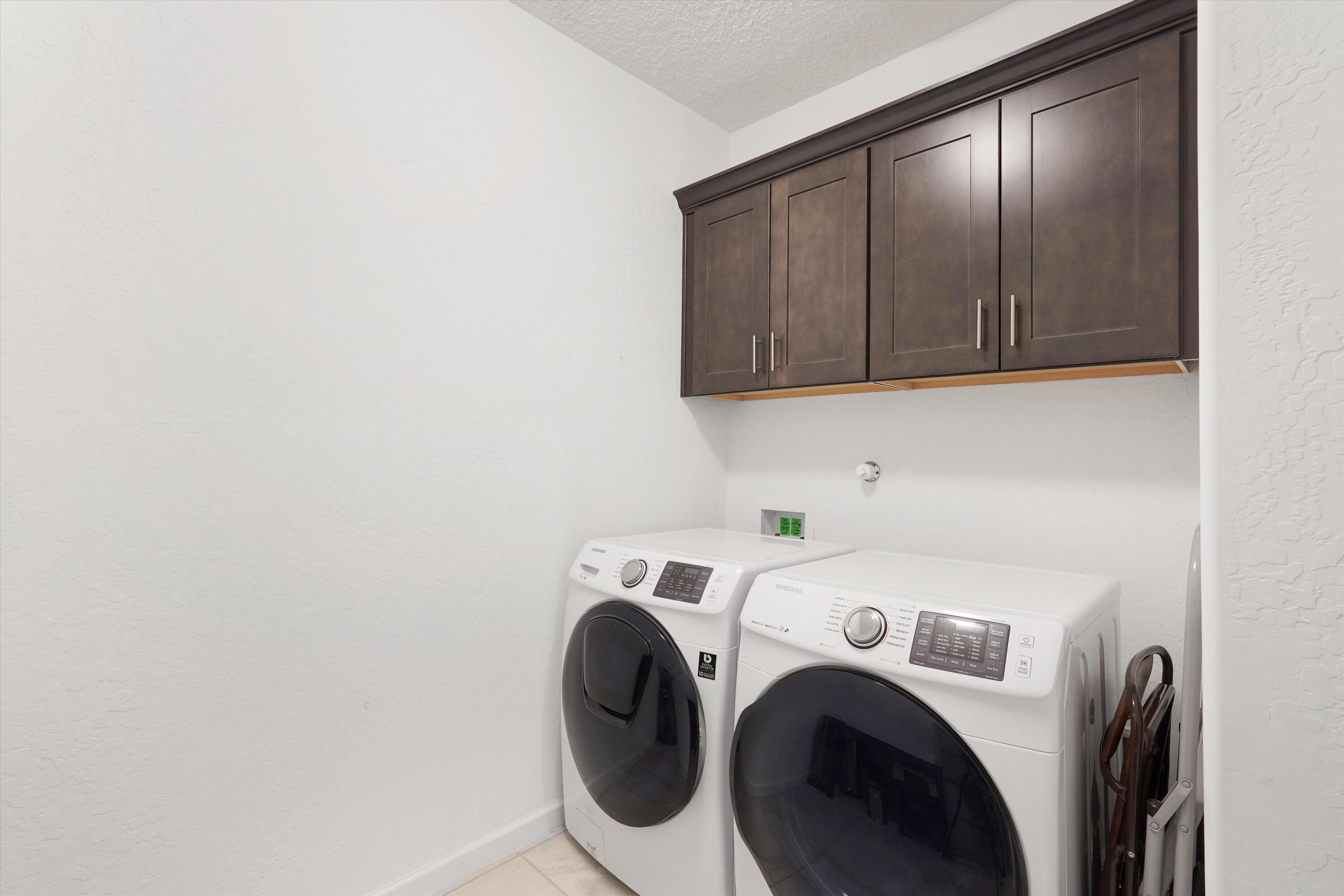 2831 Kings Canyon Loop NE