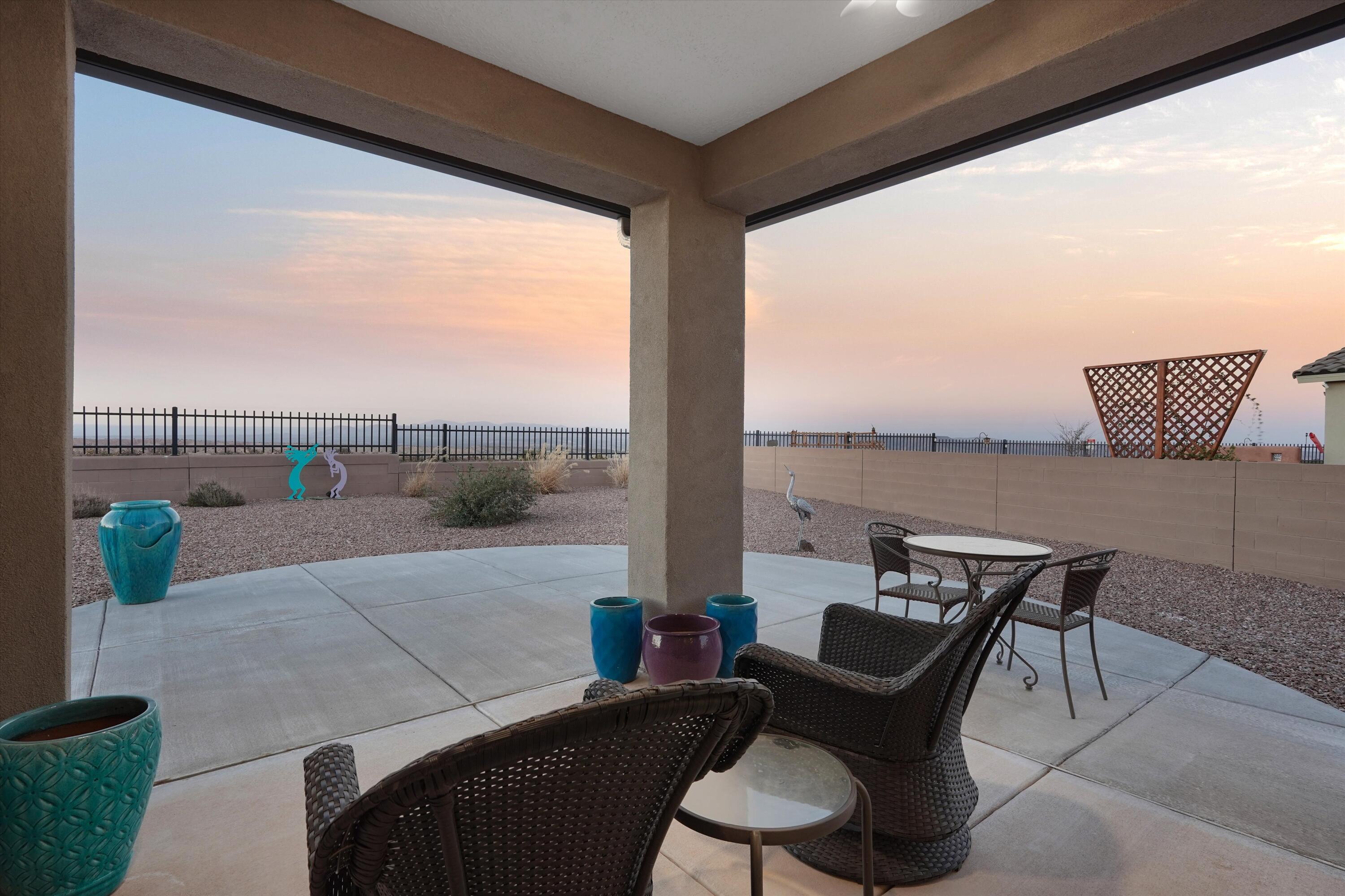 2831 Kings Canyon Loop NE