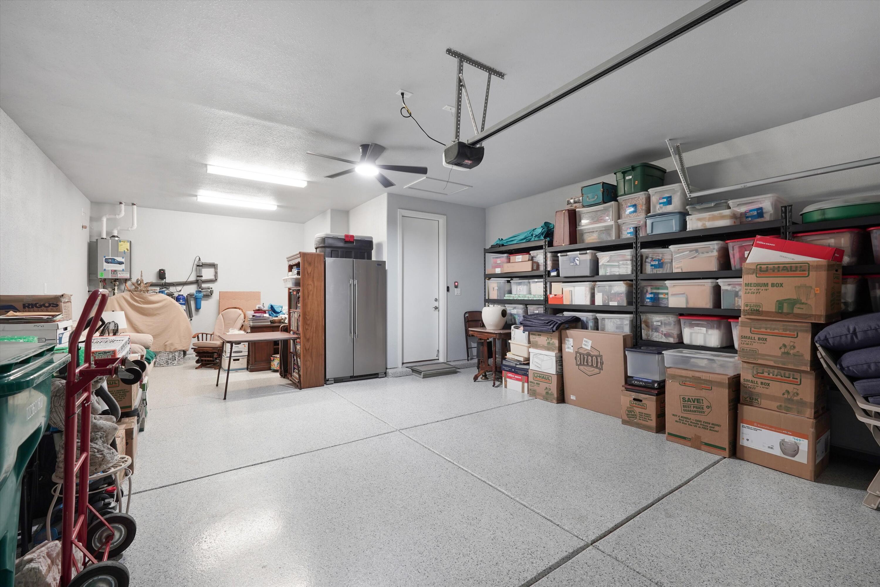 2831 Kings Canyon Loop NE