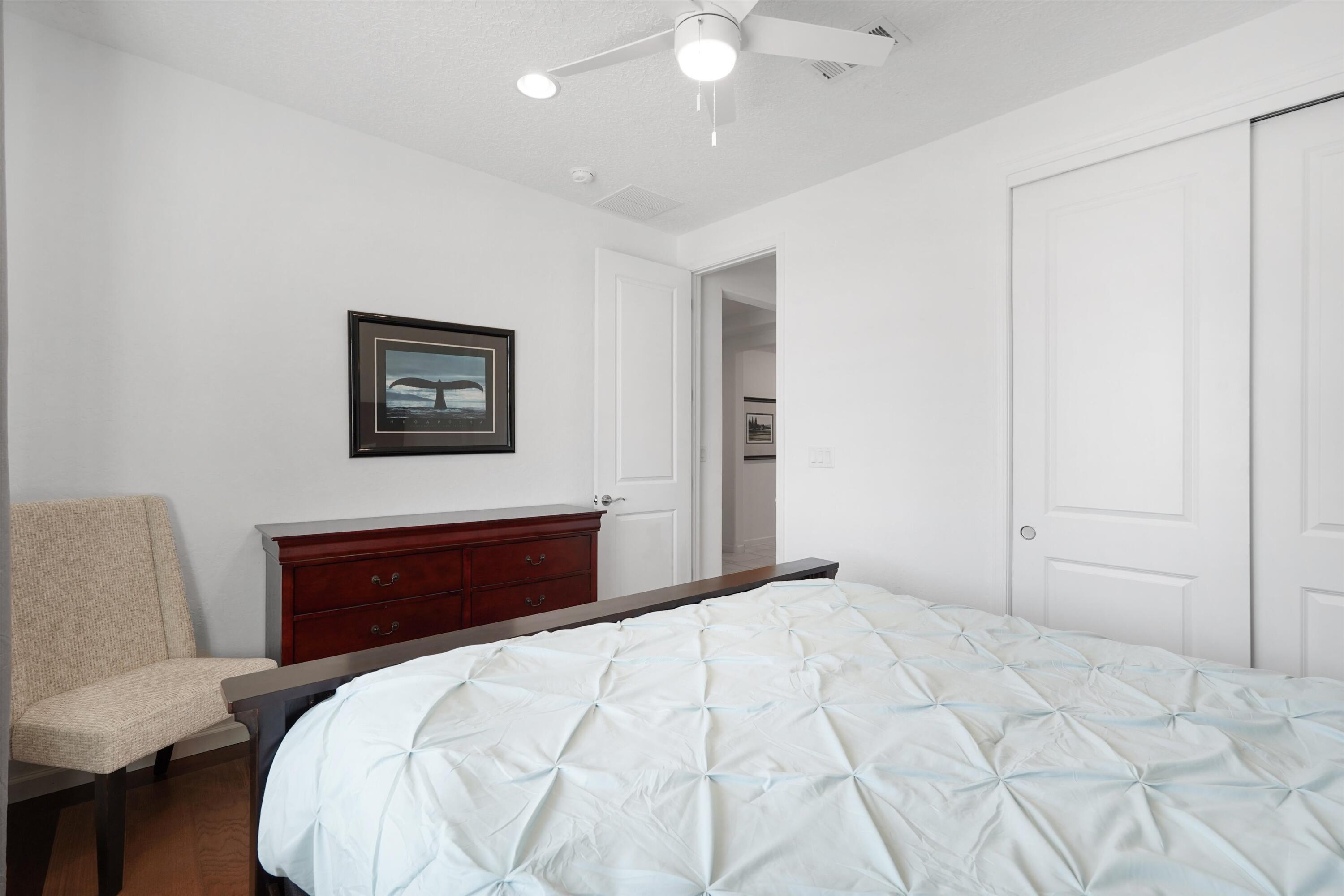 2831 Kings Canyon Loop NE