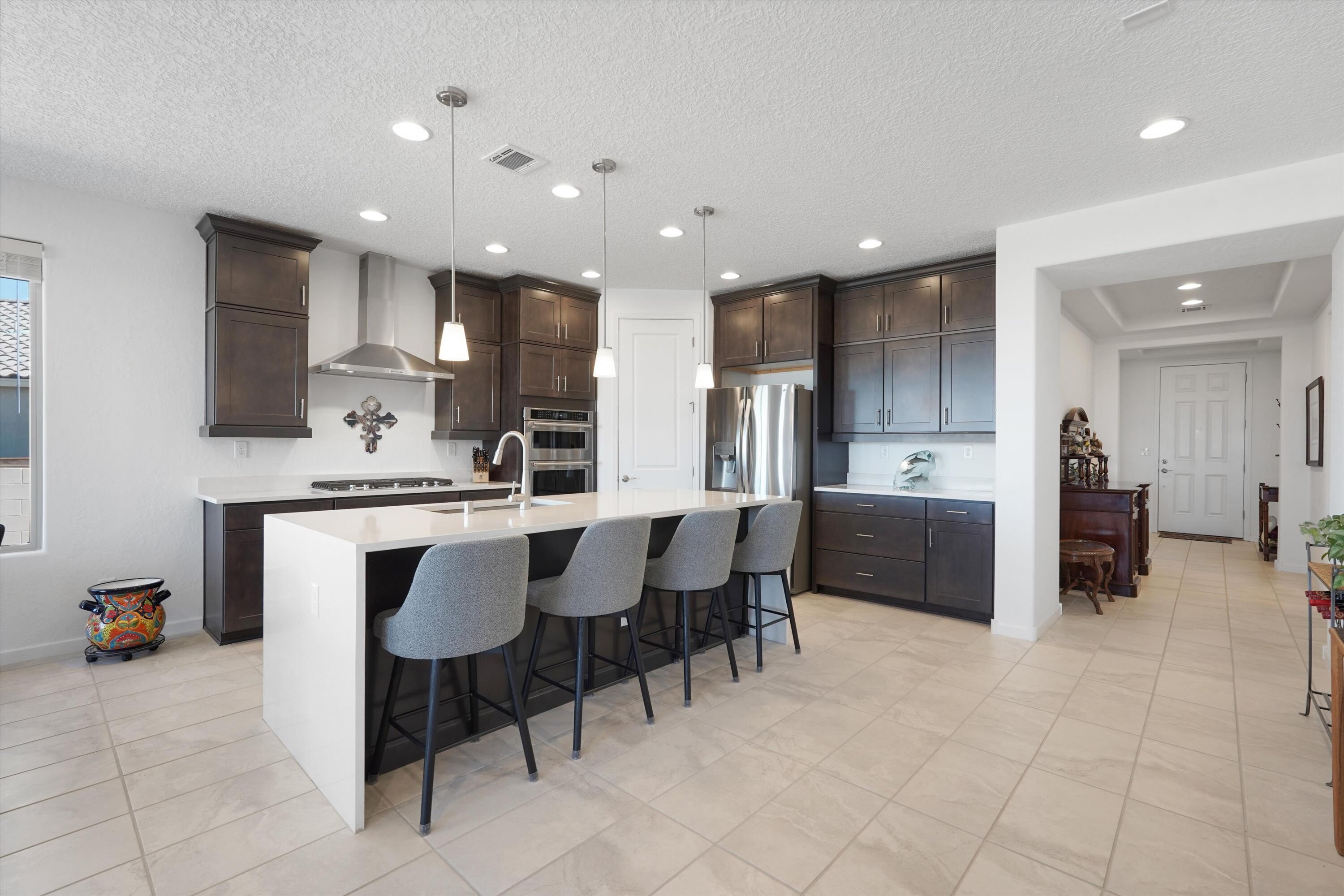 2831 Kings Canyon Loop NE
