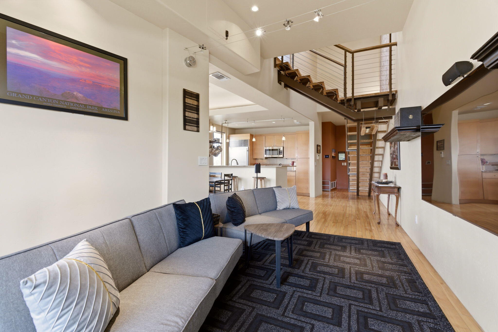 3339 Central Avenue NE 301