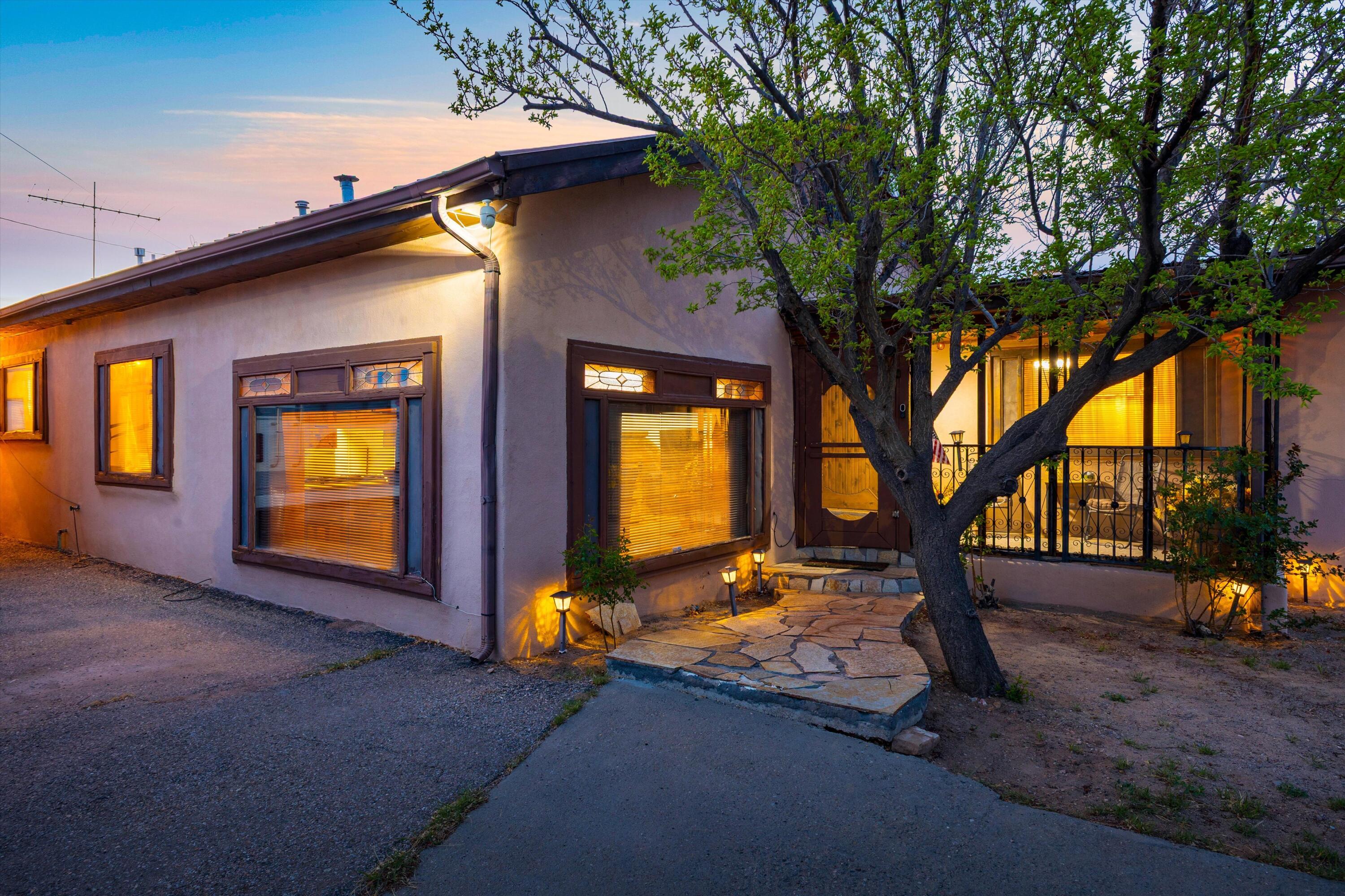 116 N Coronado Avenue