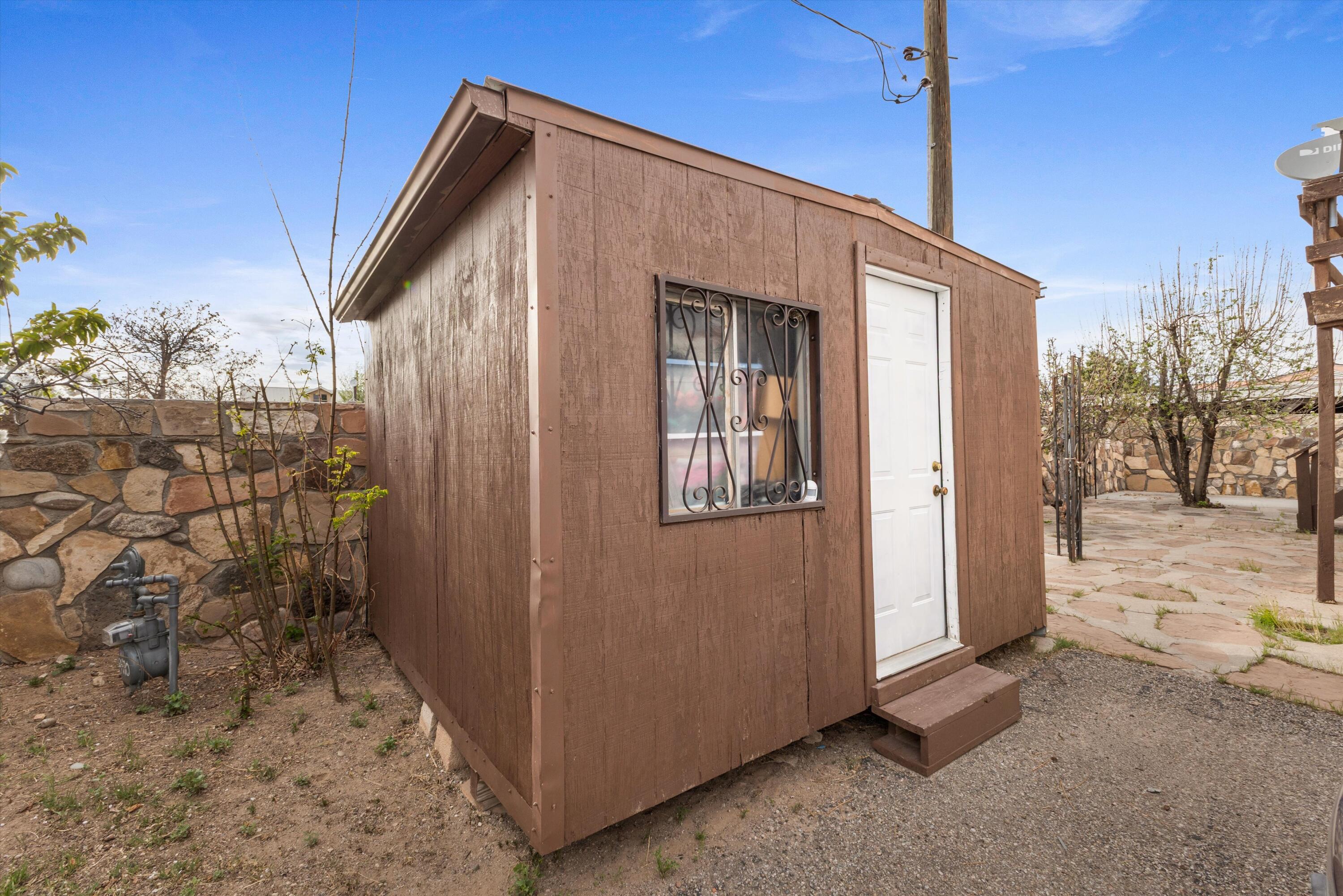 116 N Coronado Avenue