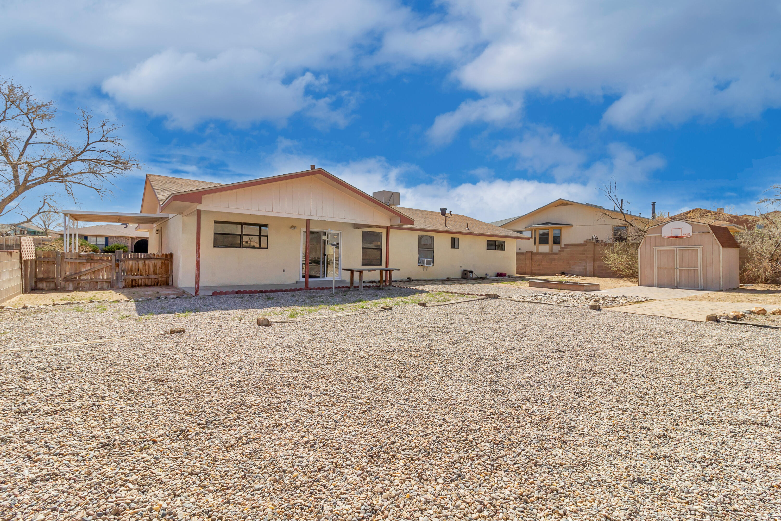 4637 Quartz Drive NE