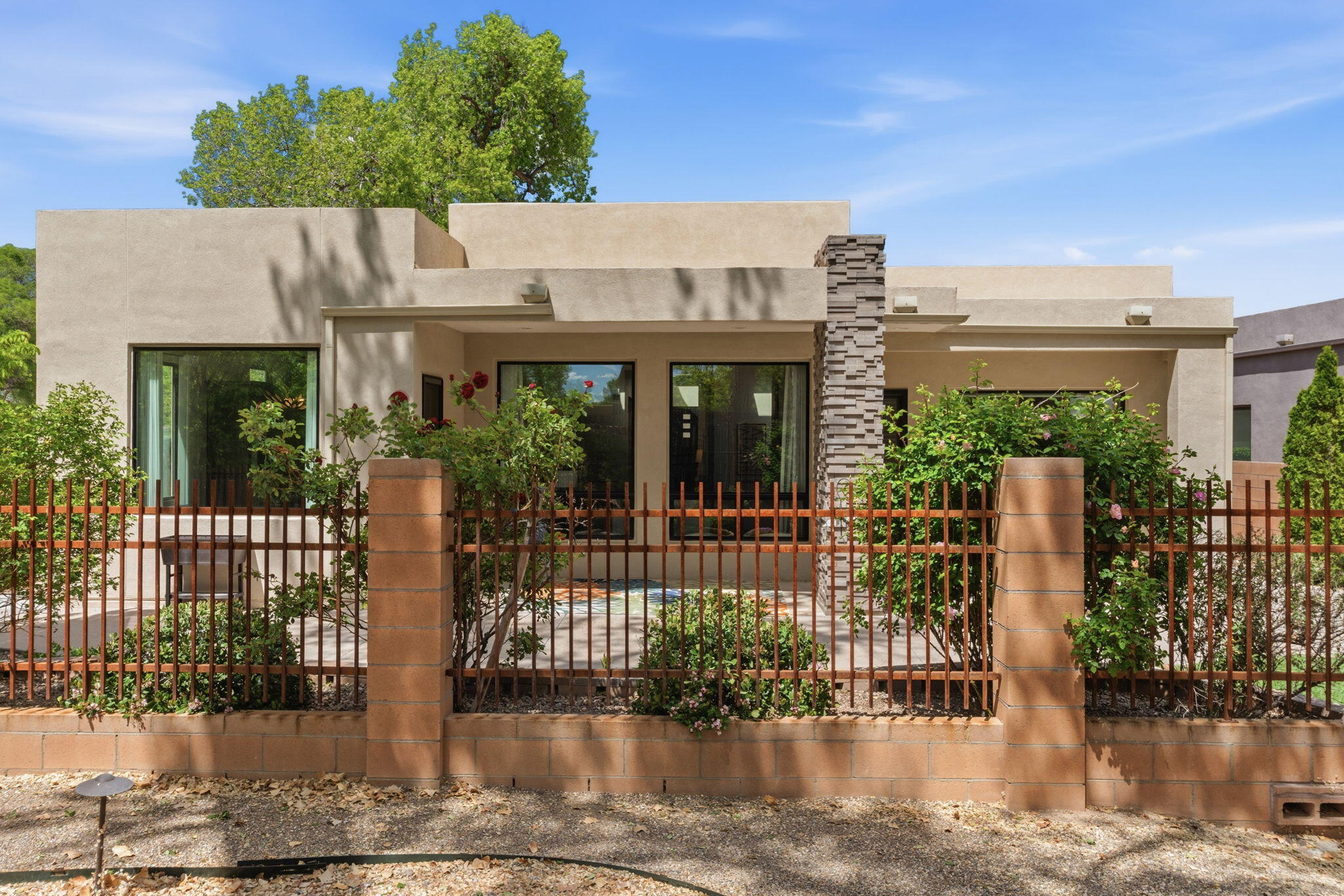 2700 Puerta Del Bosque Lane
