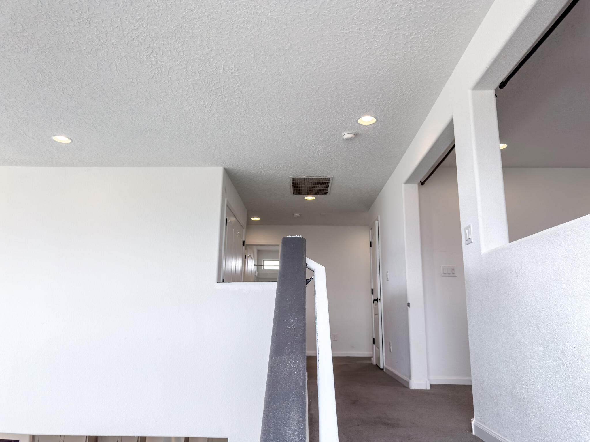 2826 Kings Canyon Loop NE