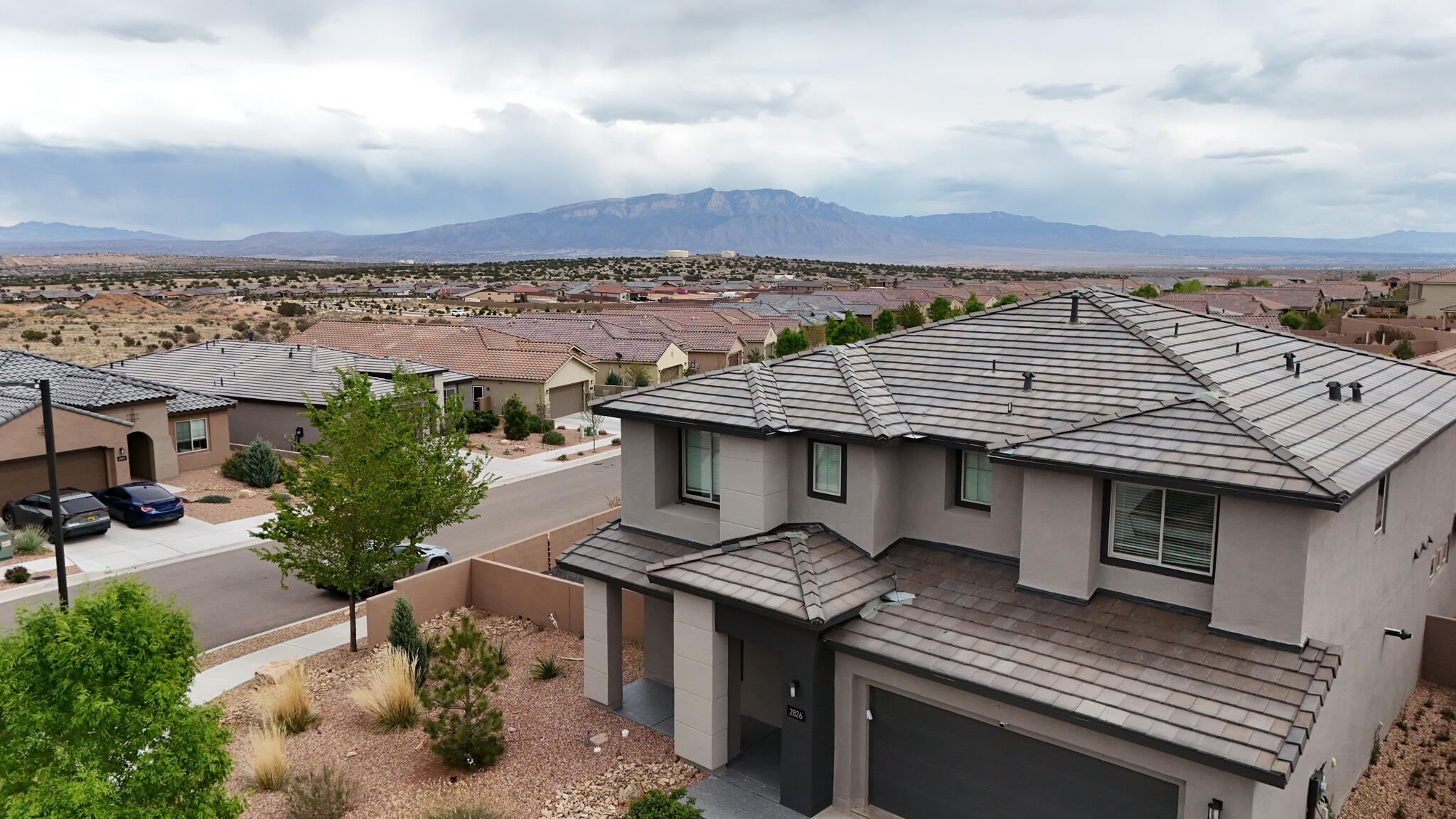 2826 Kings Canyon Loop NE