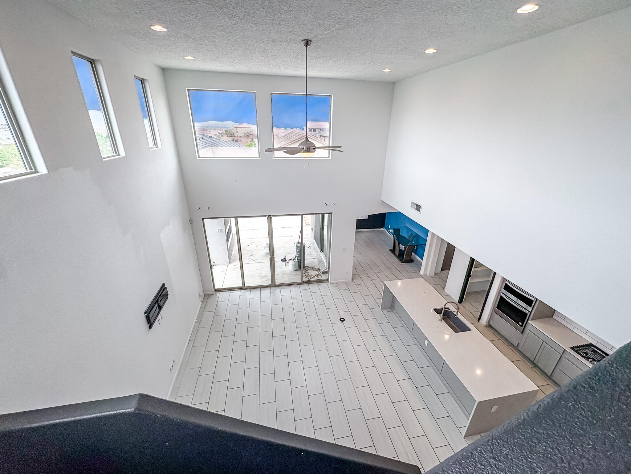 2826 Kings Canyon Loop NE