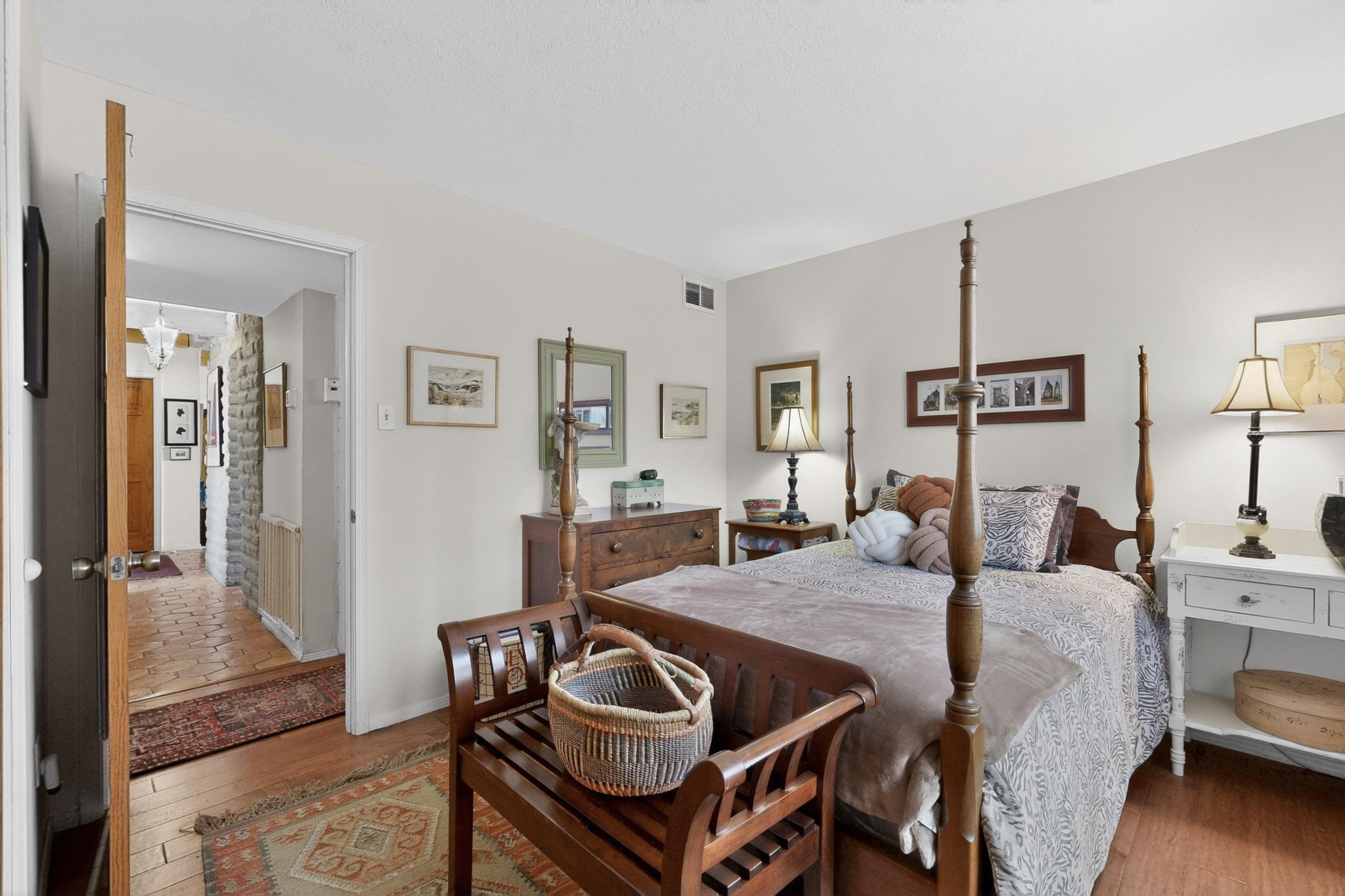 611 Camino Espanol NW