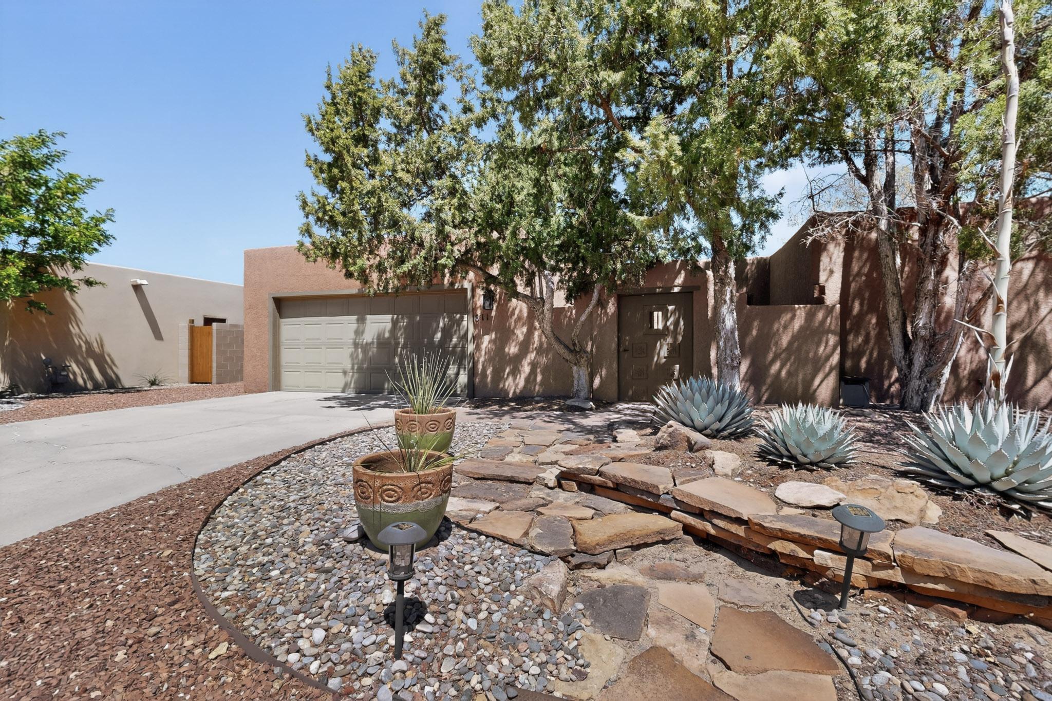 611 Camino Espanol NW