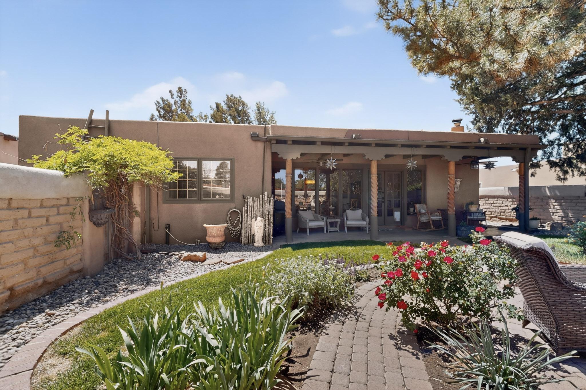 611 Camino Espanol NW