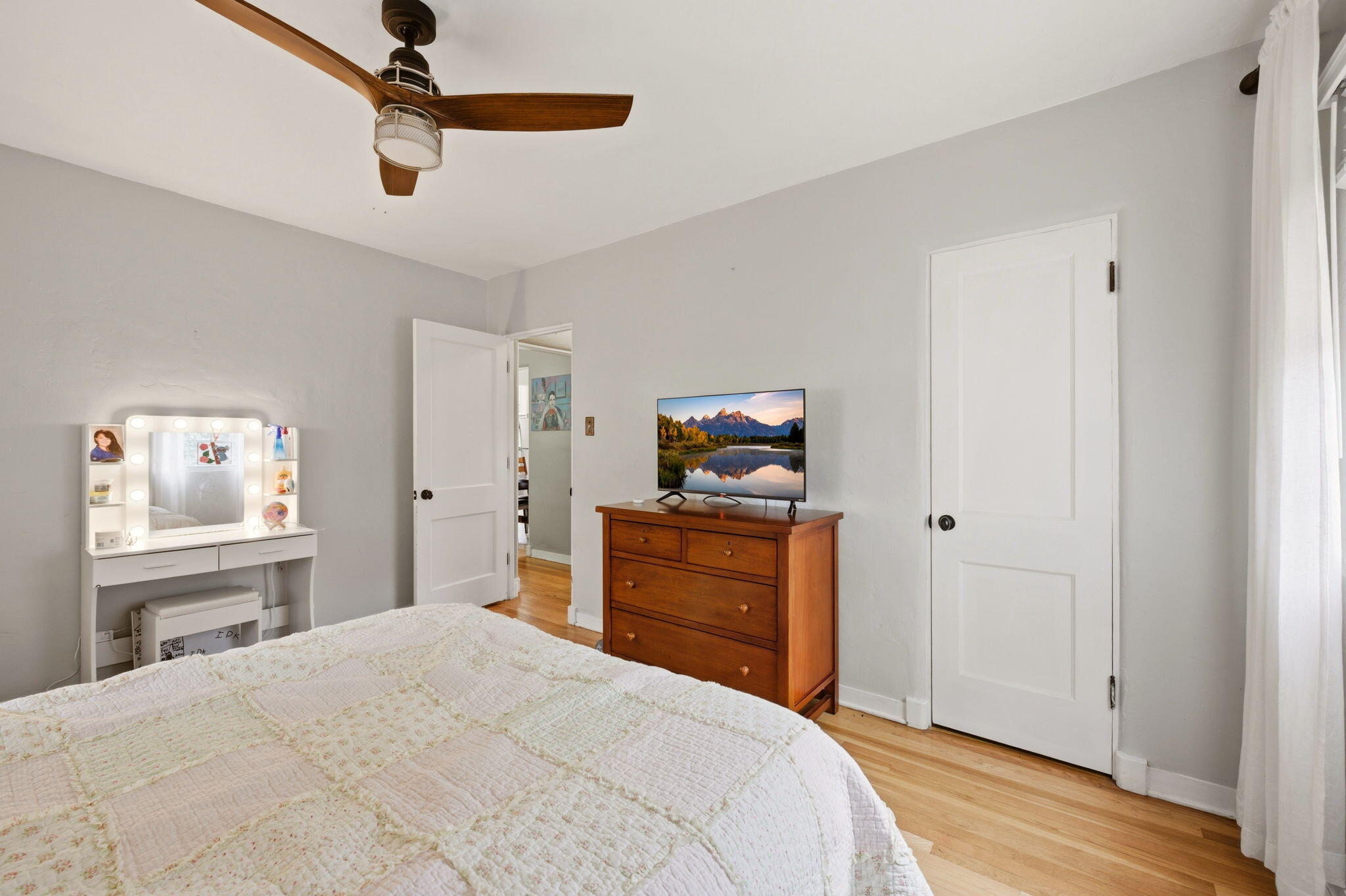 316 Aliso Drive SE