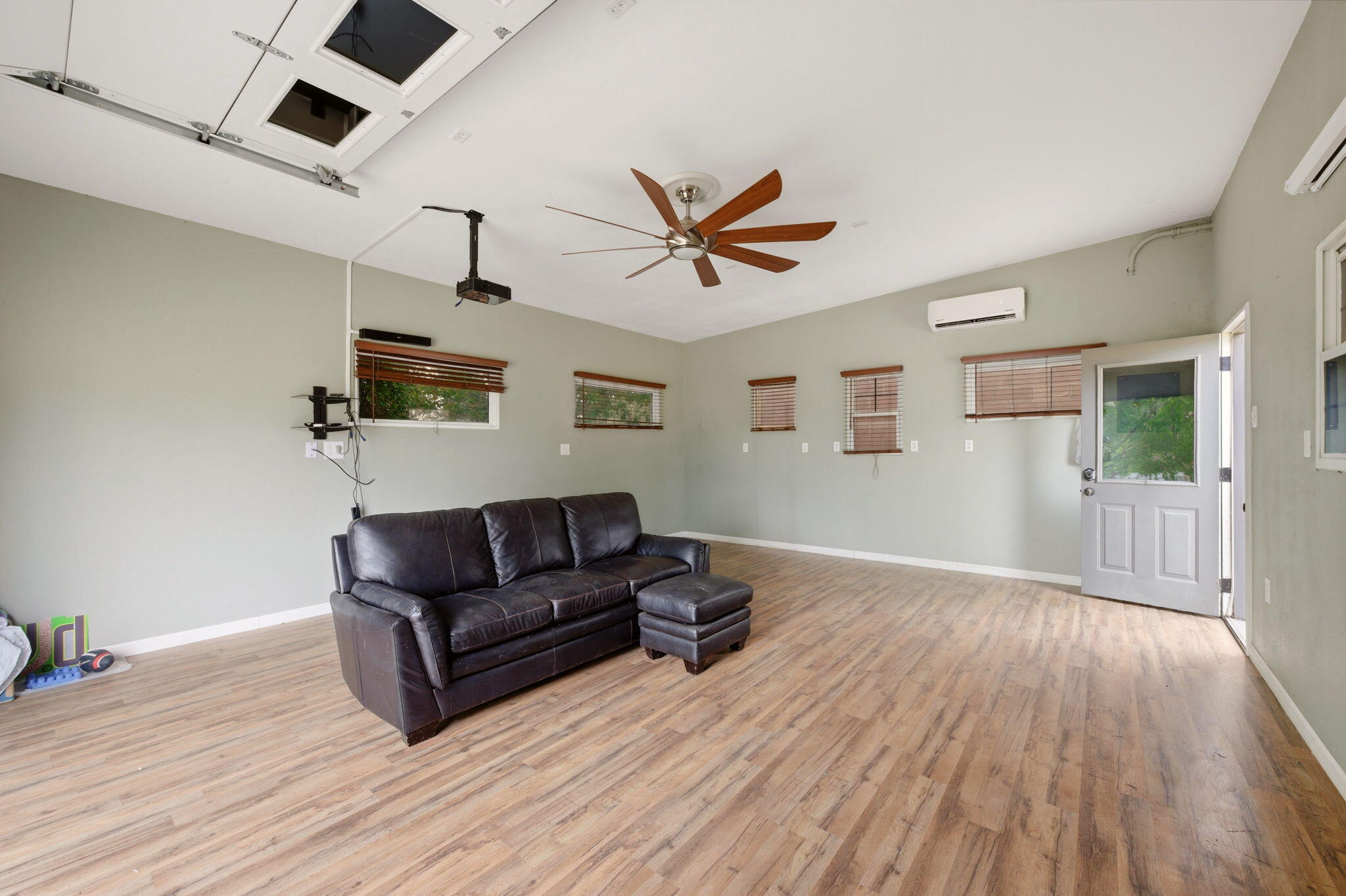 316 Aliso Drive SE