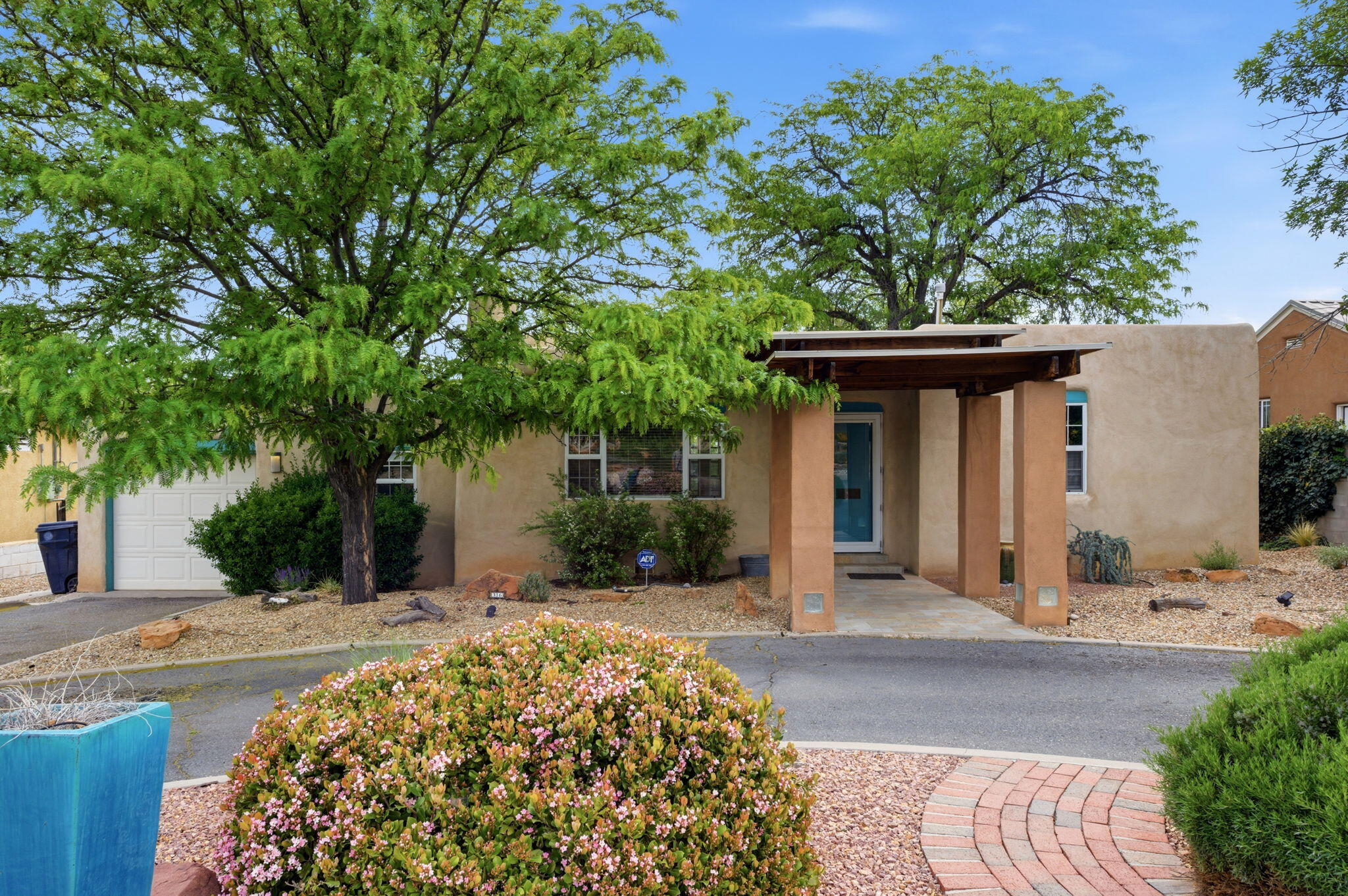 316 Aliso Drive SE