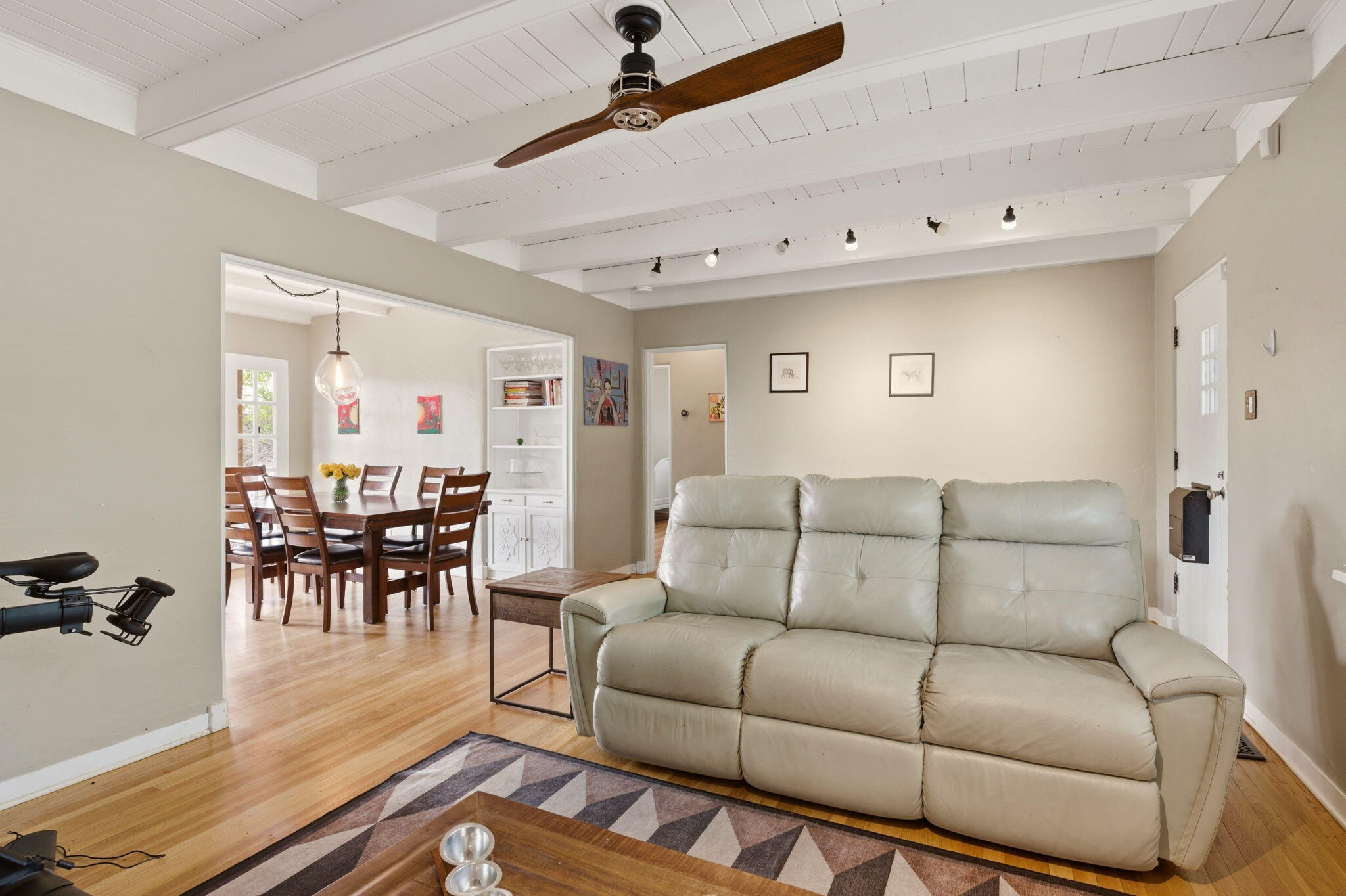 316 Aliso Drive SE