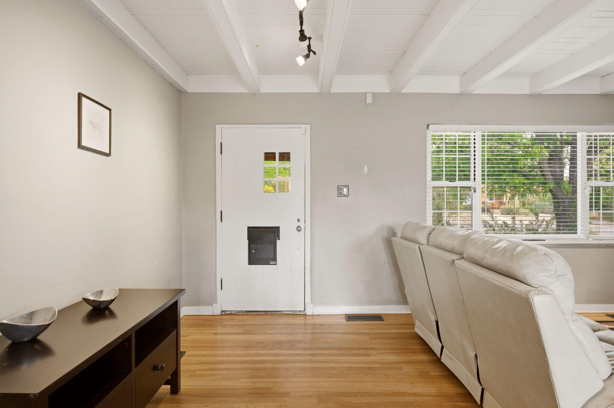 316 Aliso Drive SE