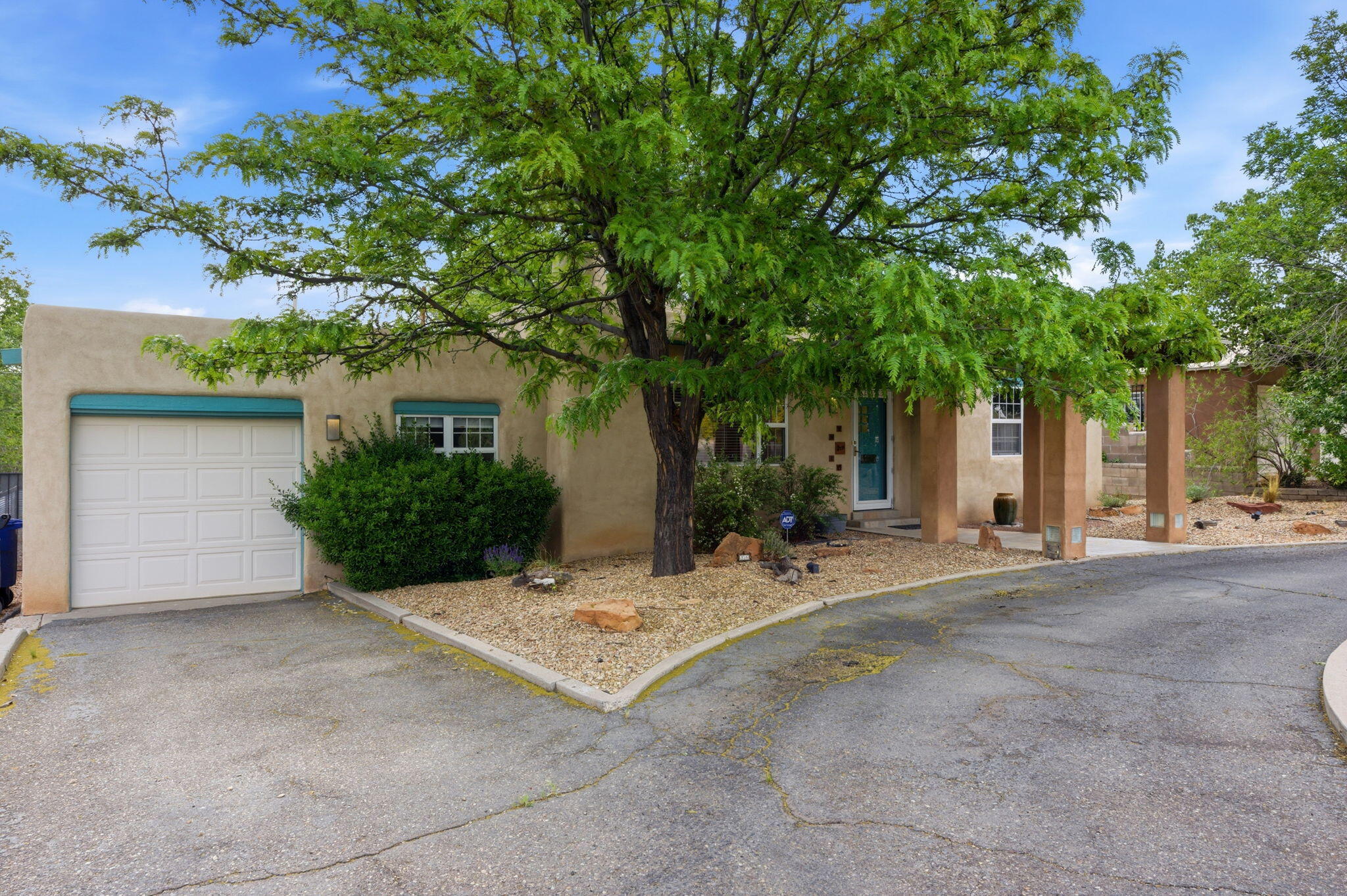 316 Aliso Drive SE