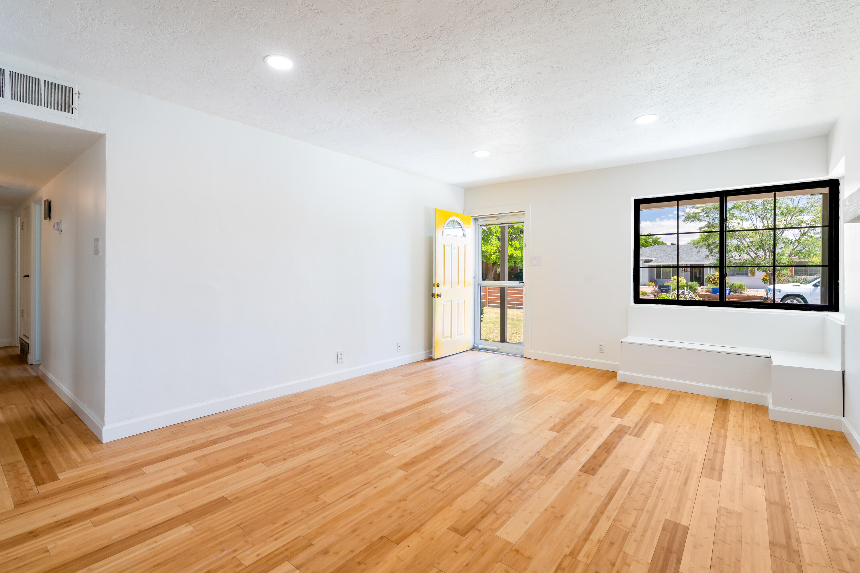 2215 Utah Street NE