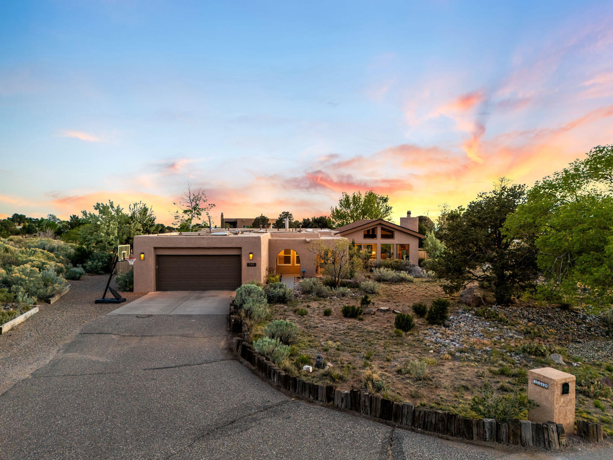 1148 Marigold Drive NE
