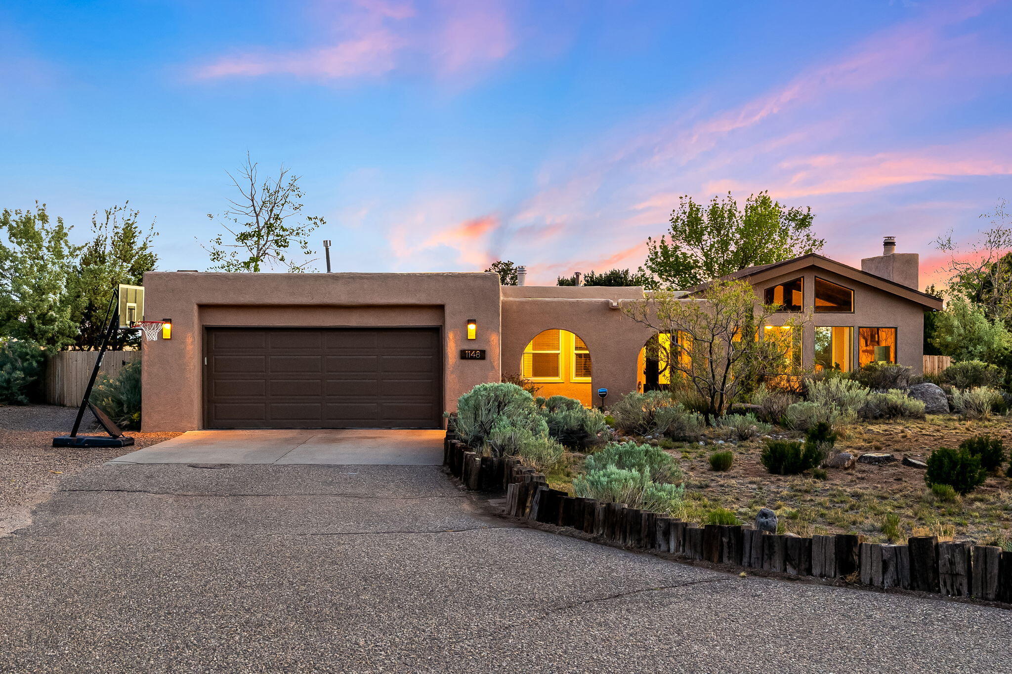 1148 Marigold Drive NE