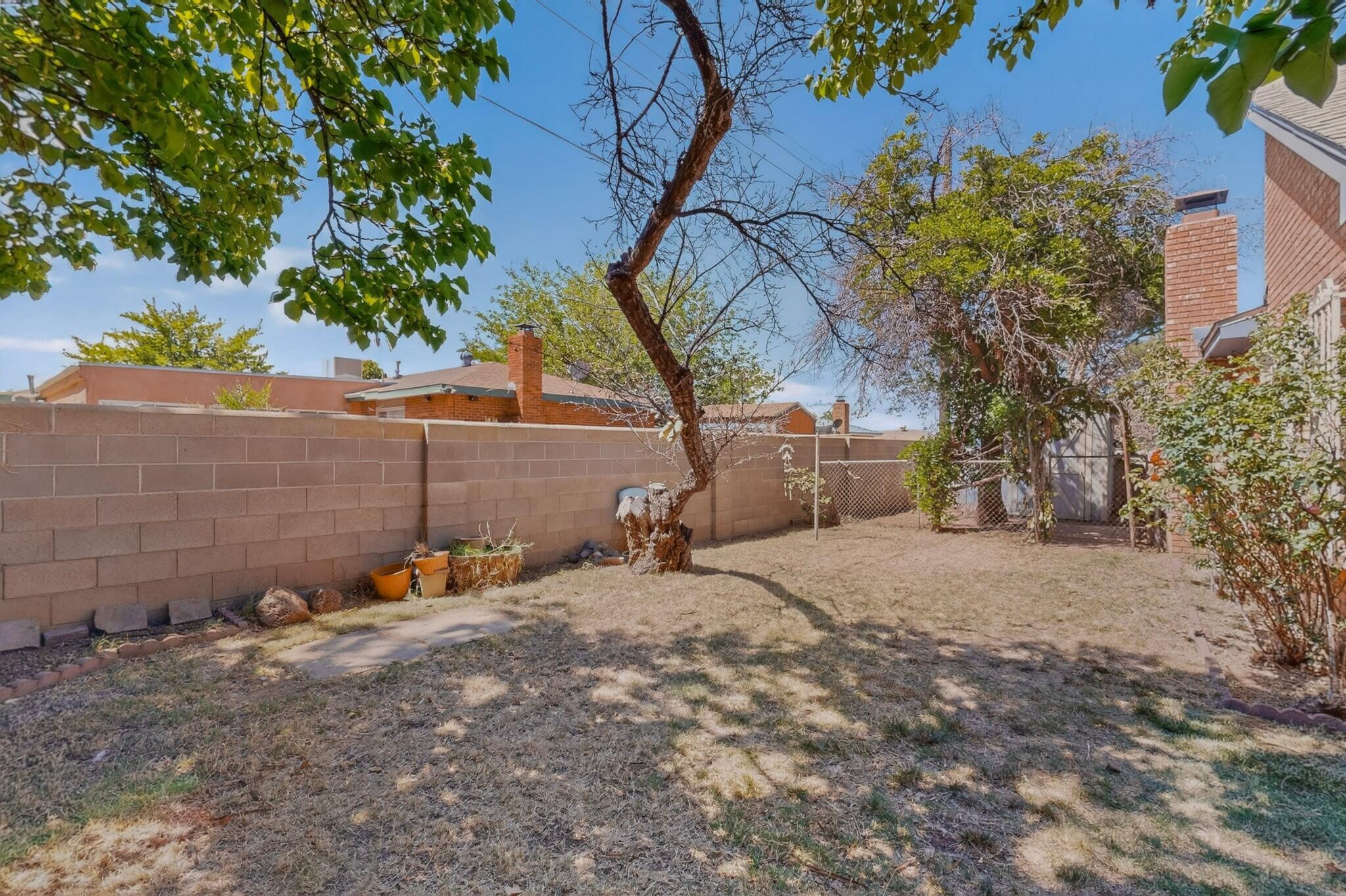 11912 Allison Court NE