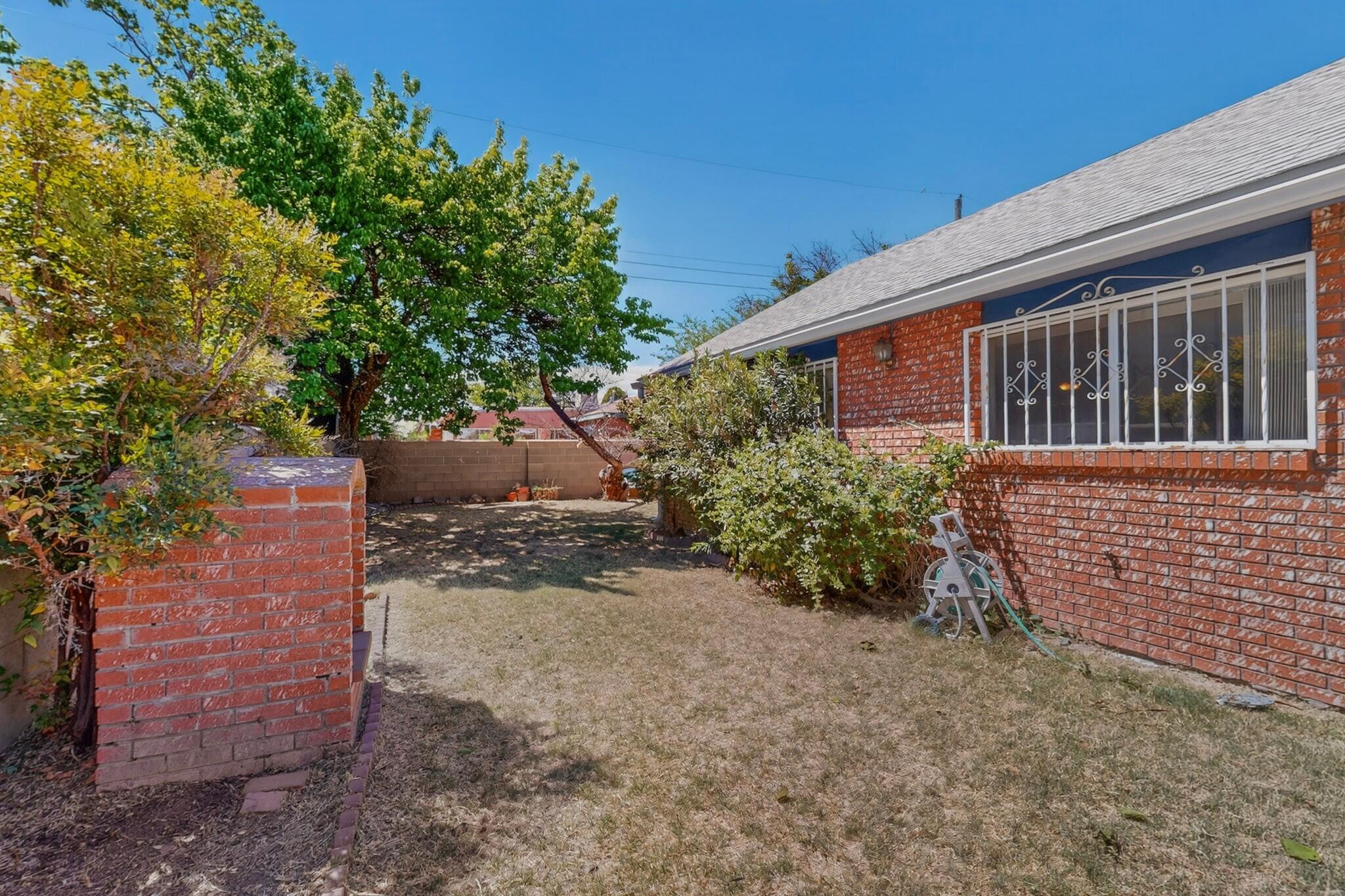 11912 Allison Court NE